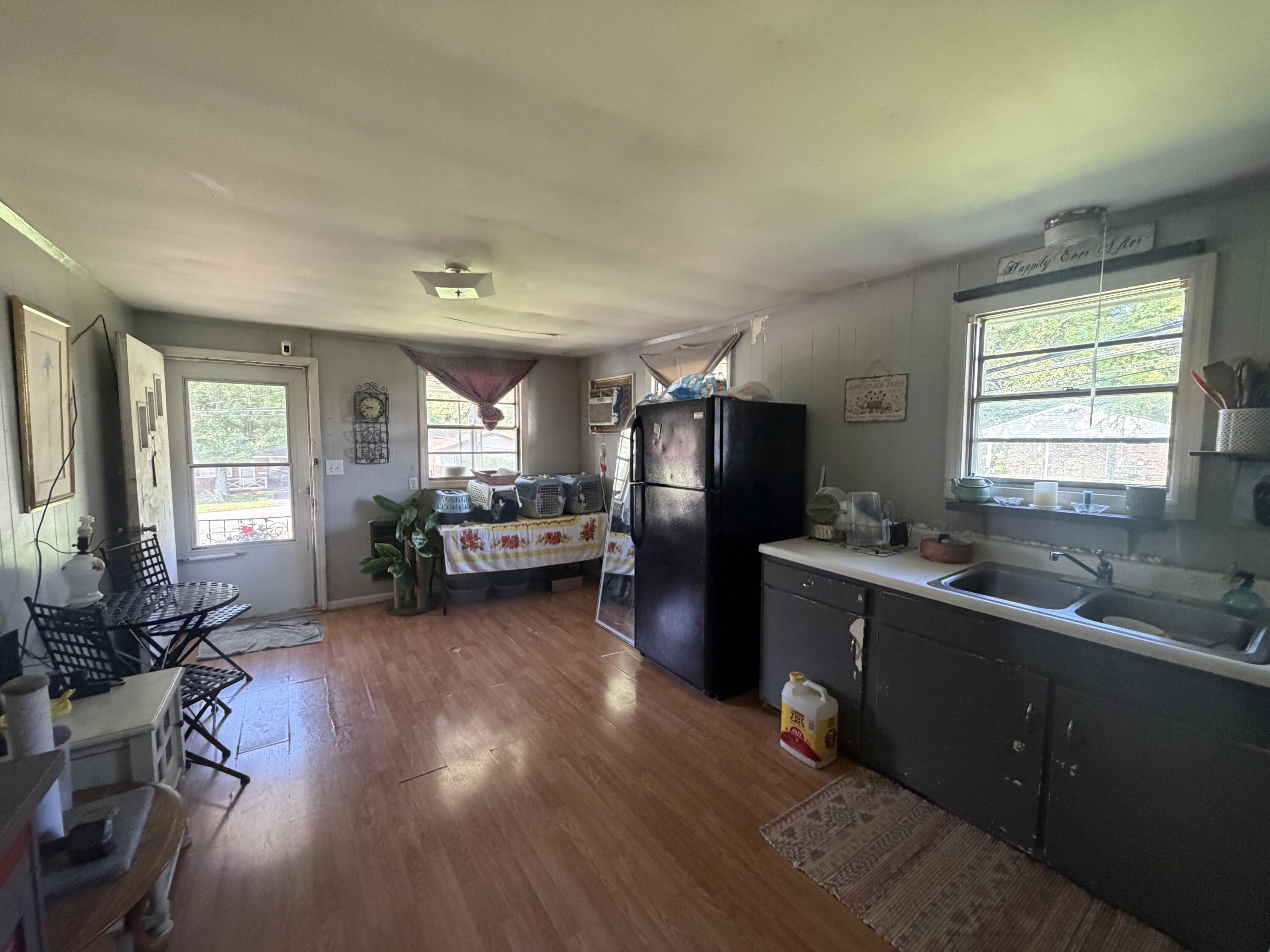 1602 Dodson Street Property Photo 22