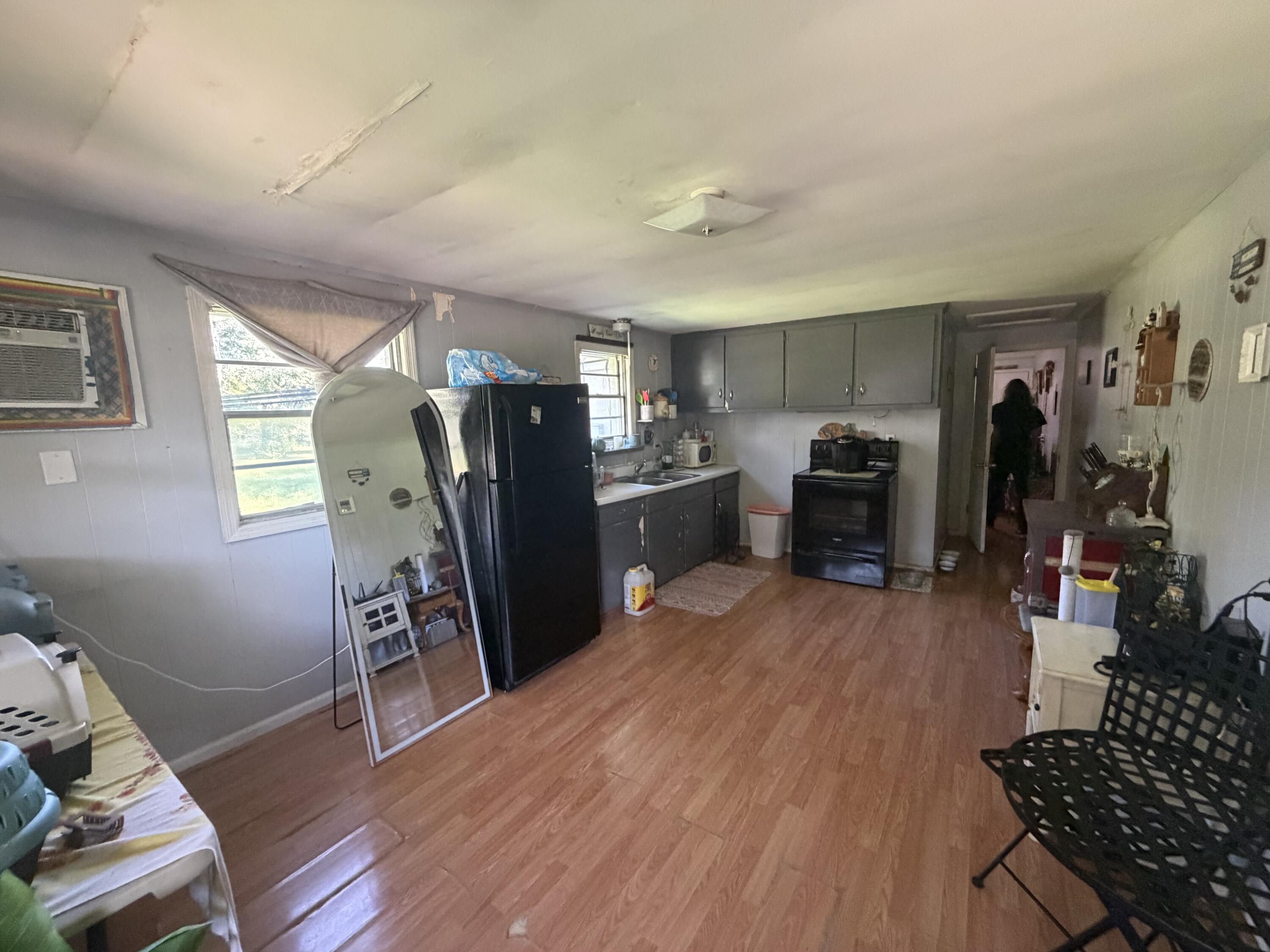 1602 Dodson Street Property Photo 26