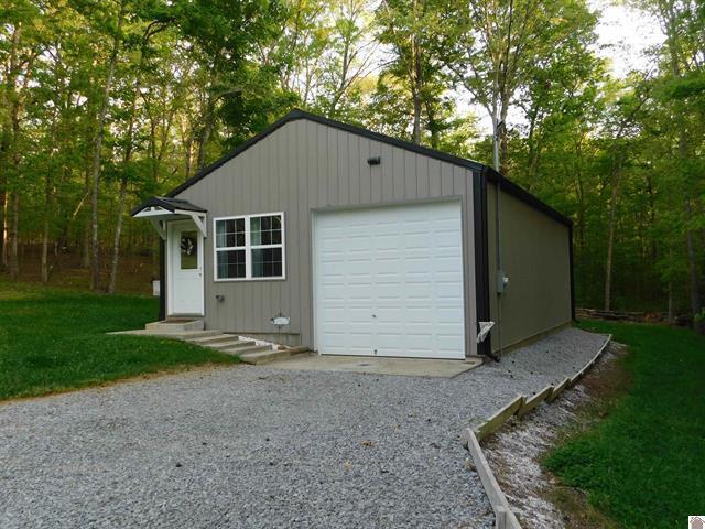92 Clara Lane Property Photo 2