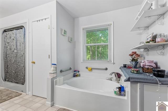 803 N State Route 810 Property Photo 17