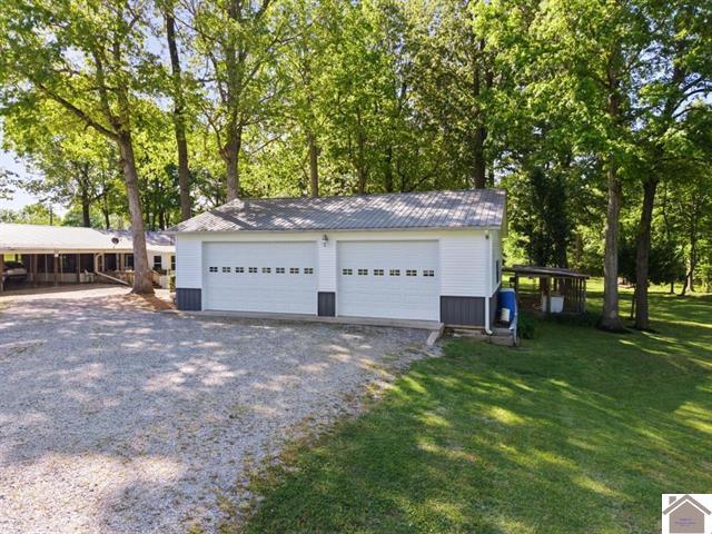 803 N State Route 810 Property Photo 29