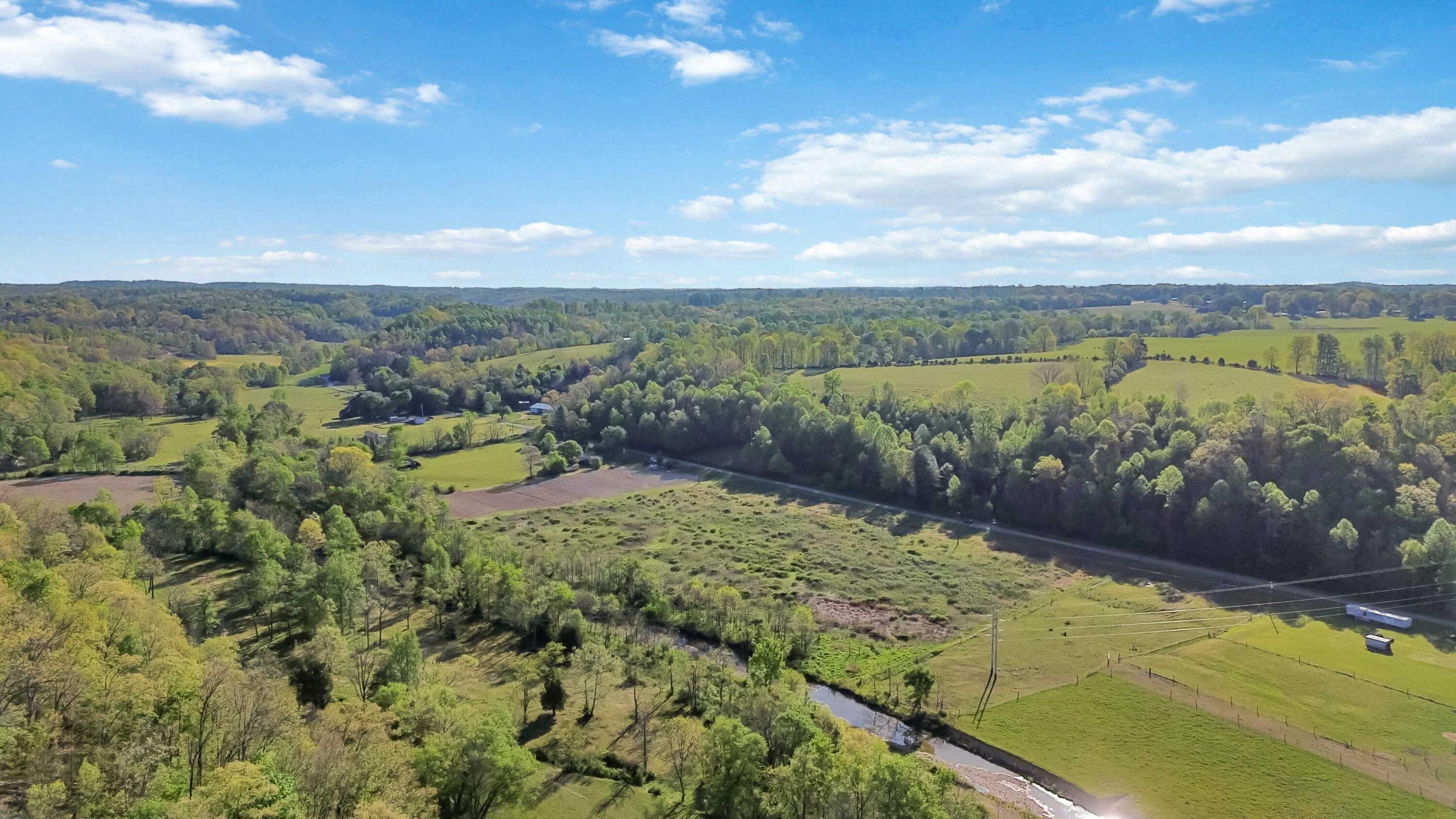 2122 Upper Brush Creek Road Property Photo 6