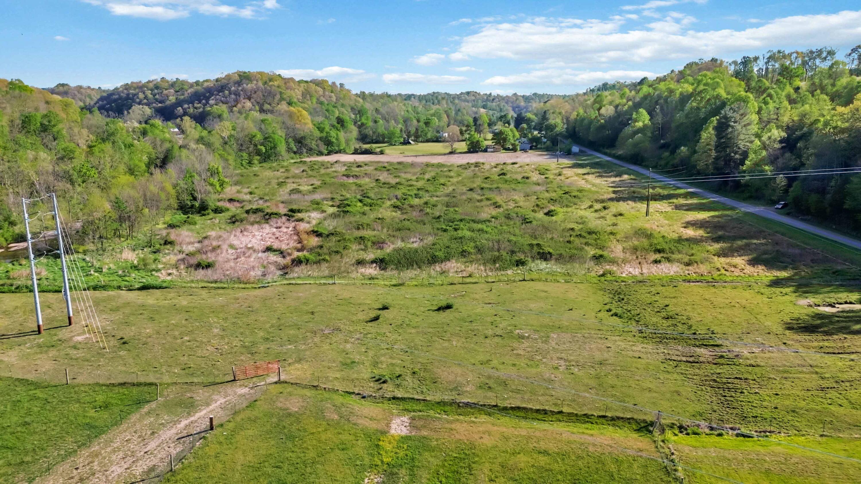 2122 Upper Brush Creek Road Property Photo 10