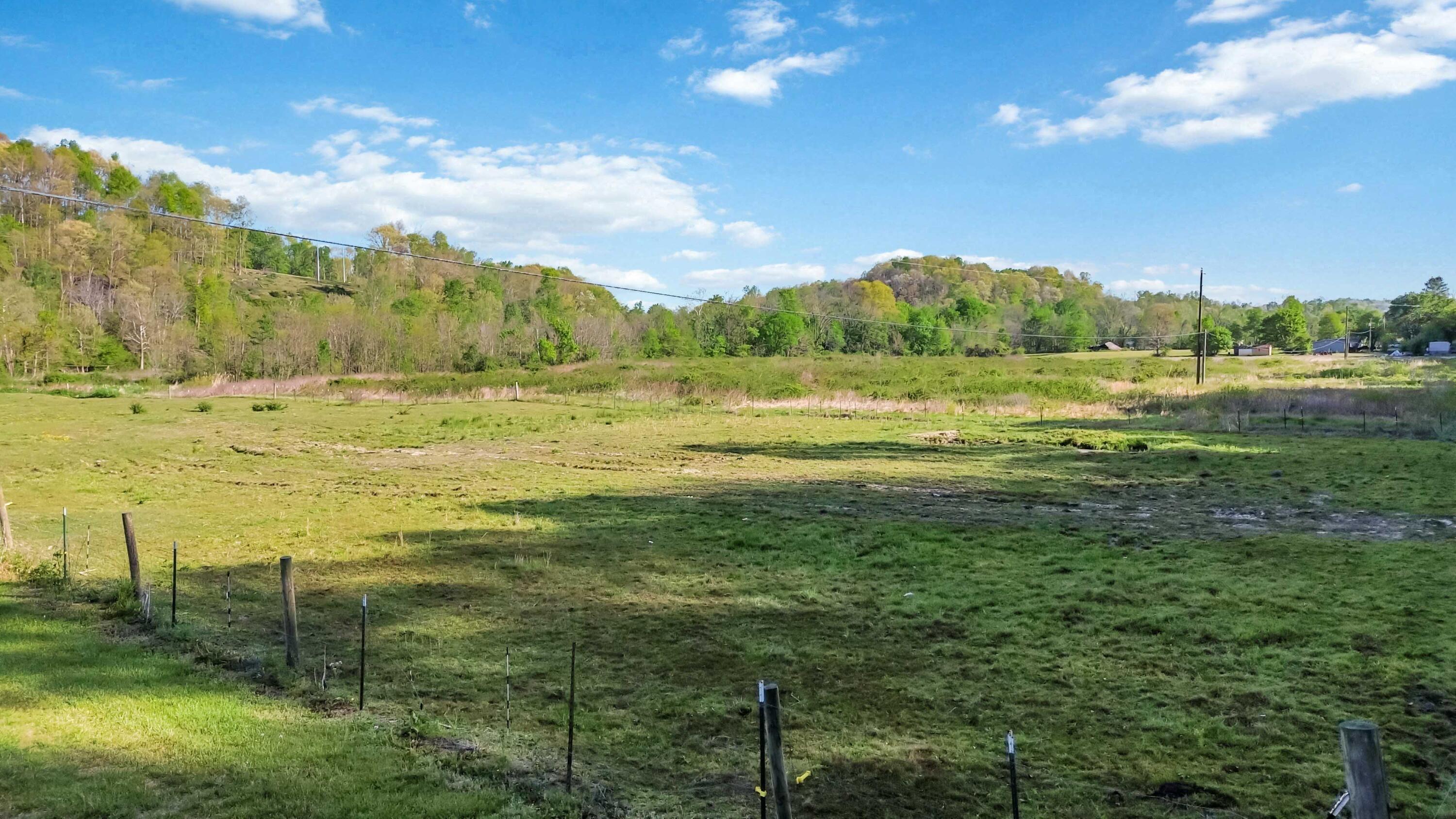 2122 Upper Brush Creek Road Property Photo 11