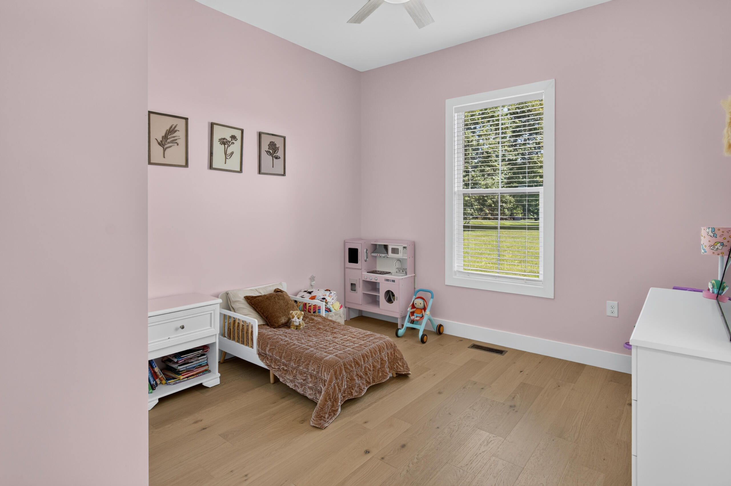 39 Bradley Street Property Photo 27