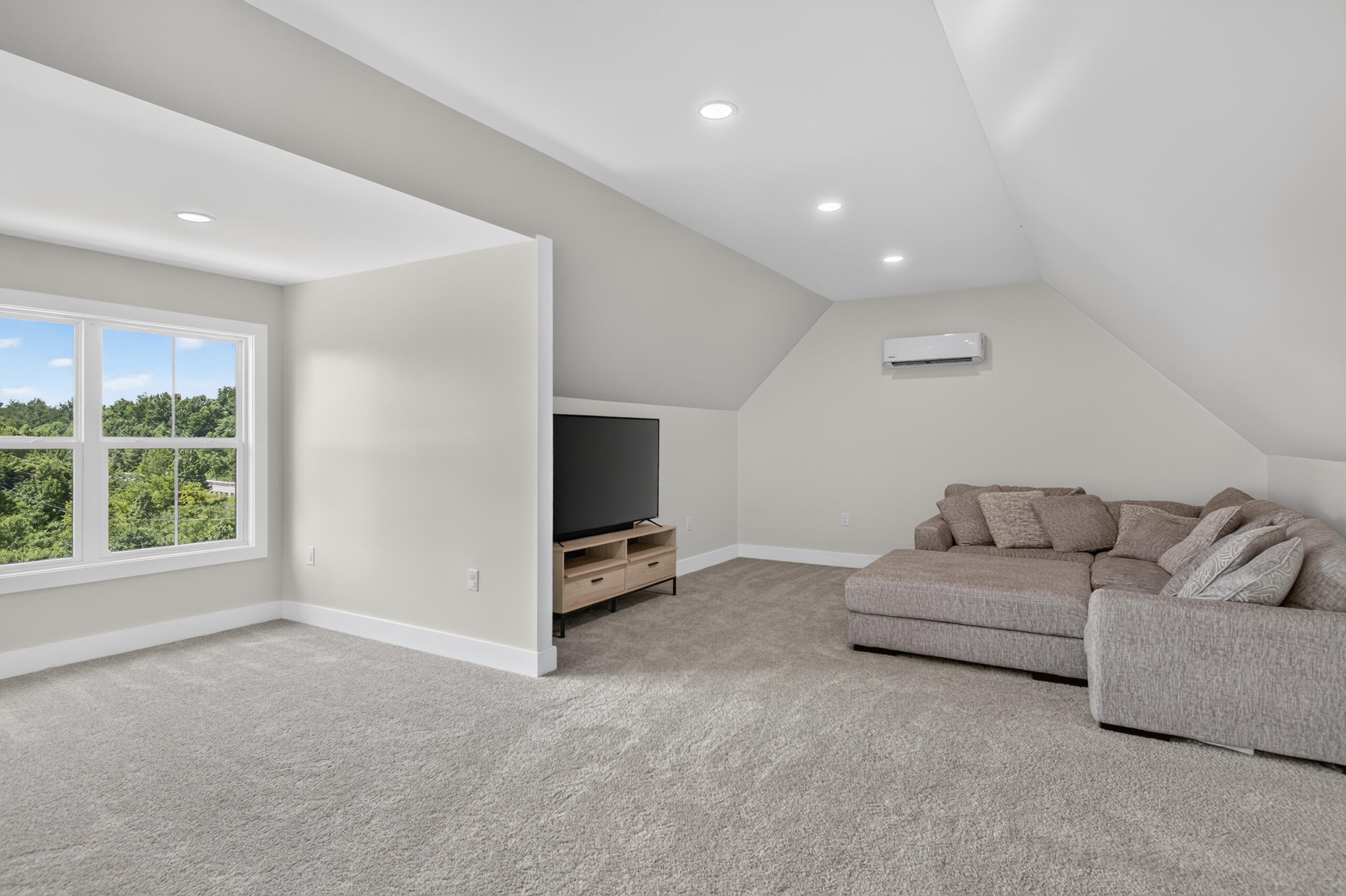 39 Bradley Street Property Photo 39