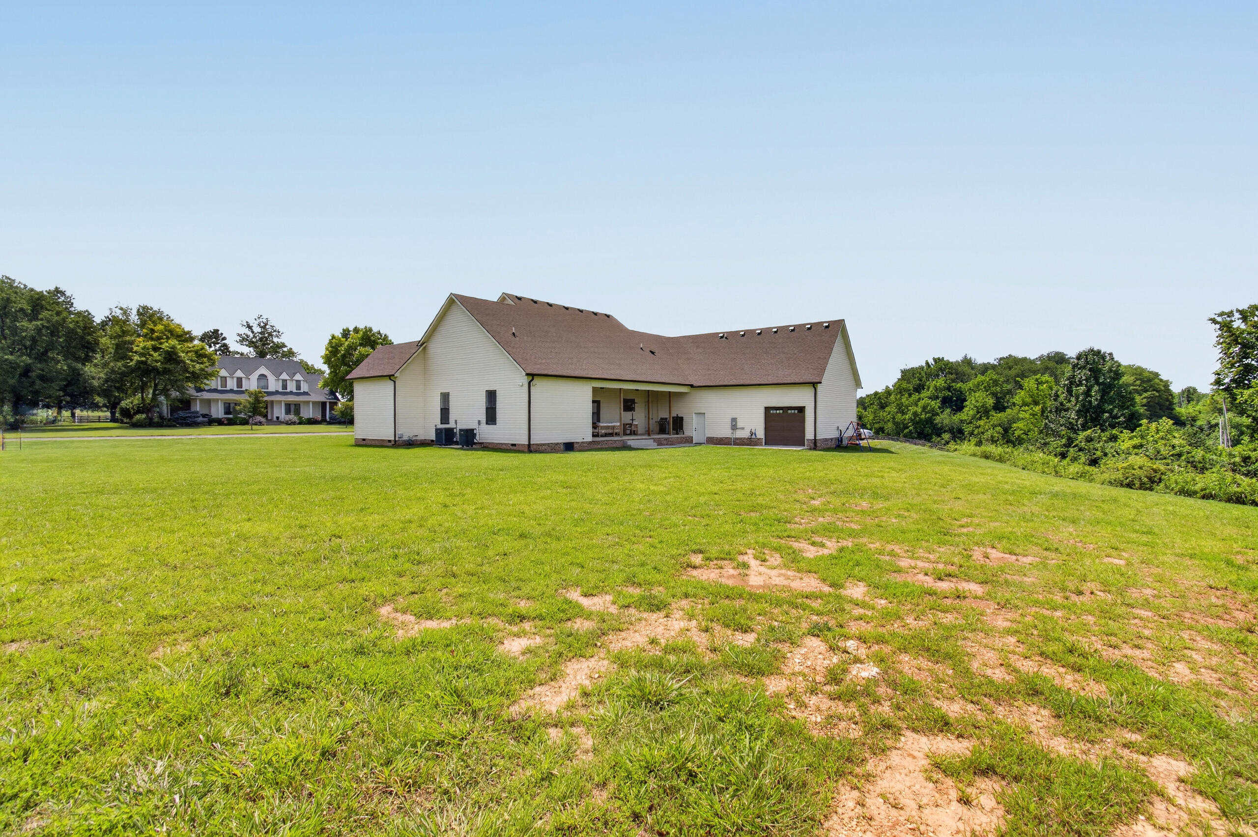 39 Bradley Street Property Photo 46