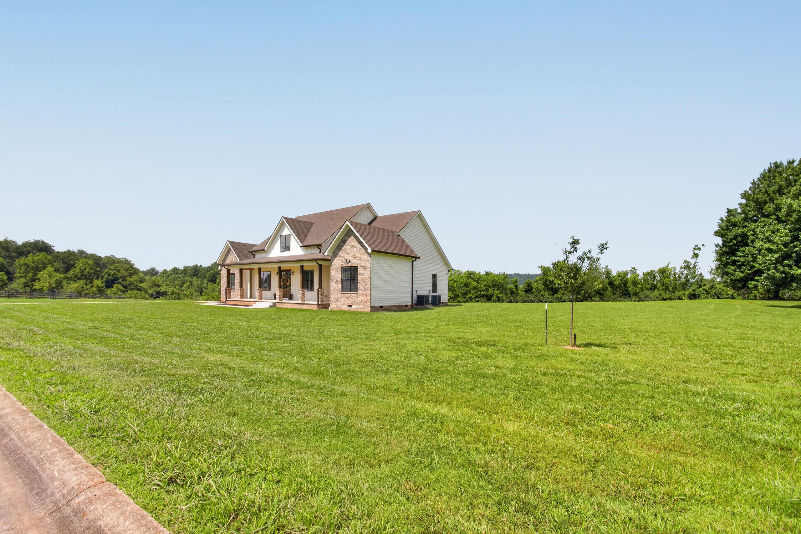 39 Bradley Street Property Photo 62