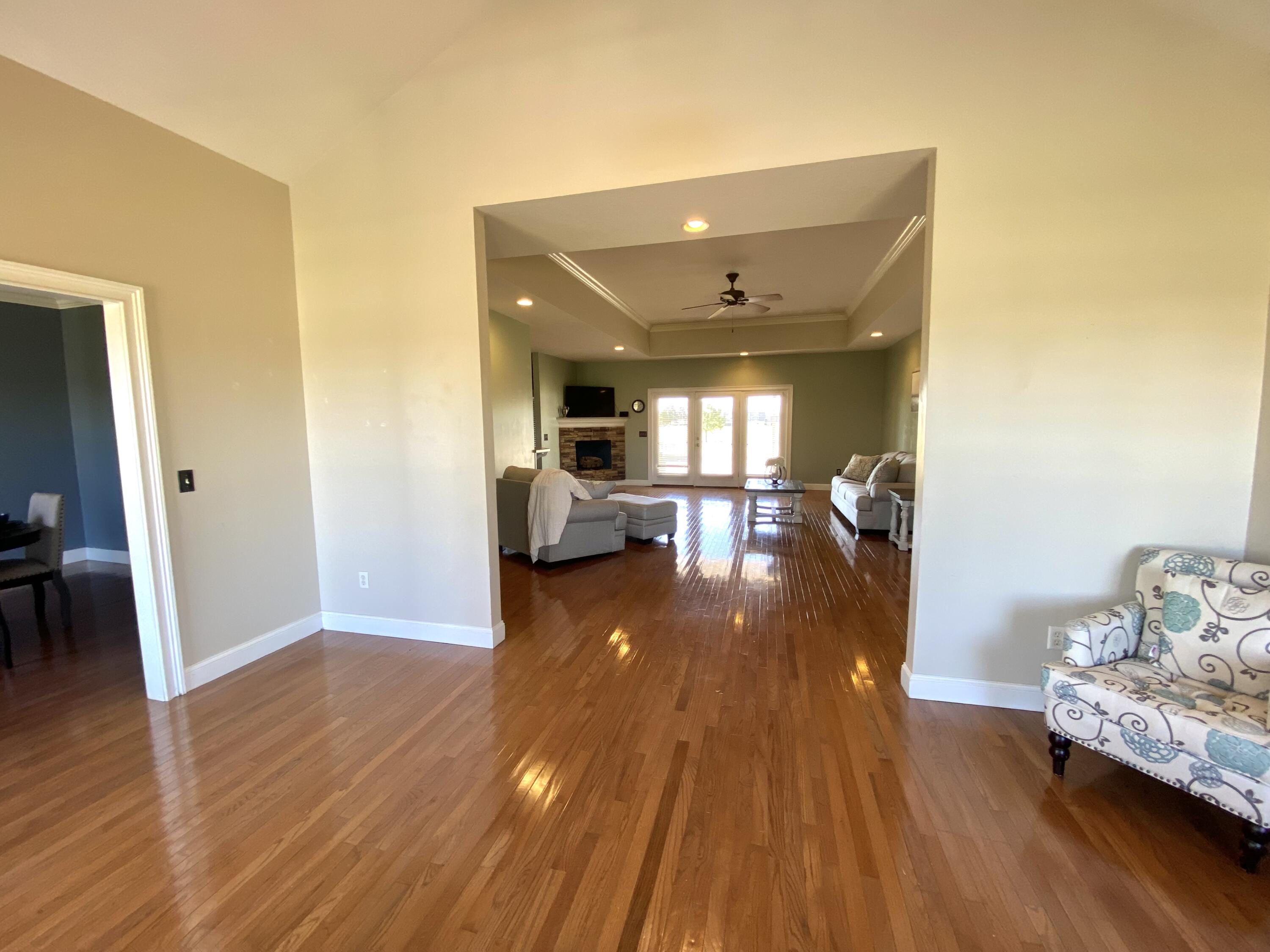 270 Mckenna Drive Property Photo 15