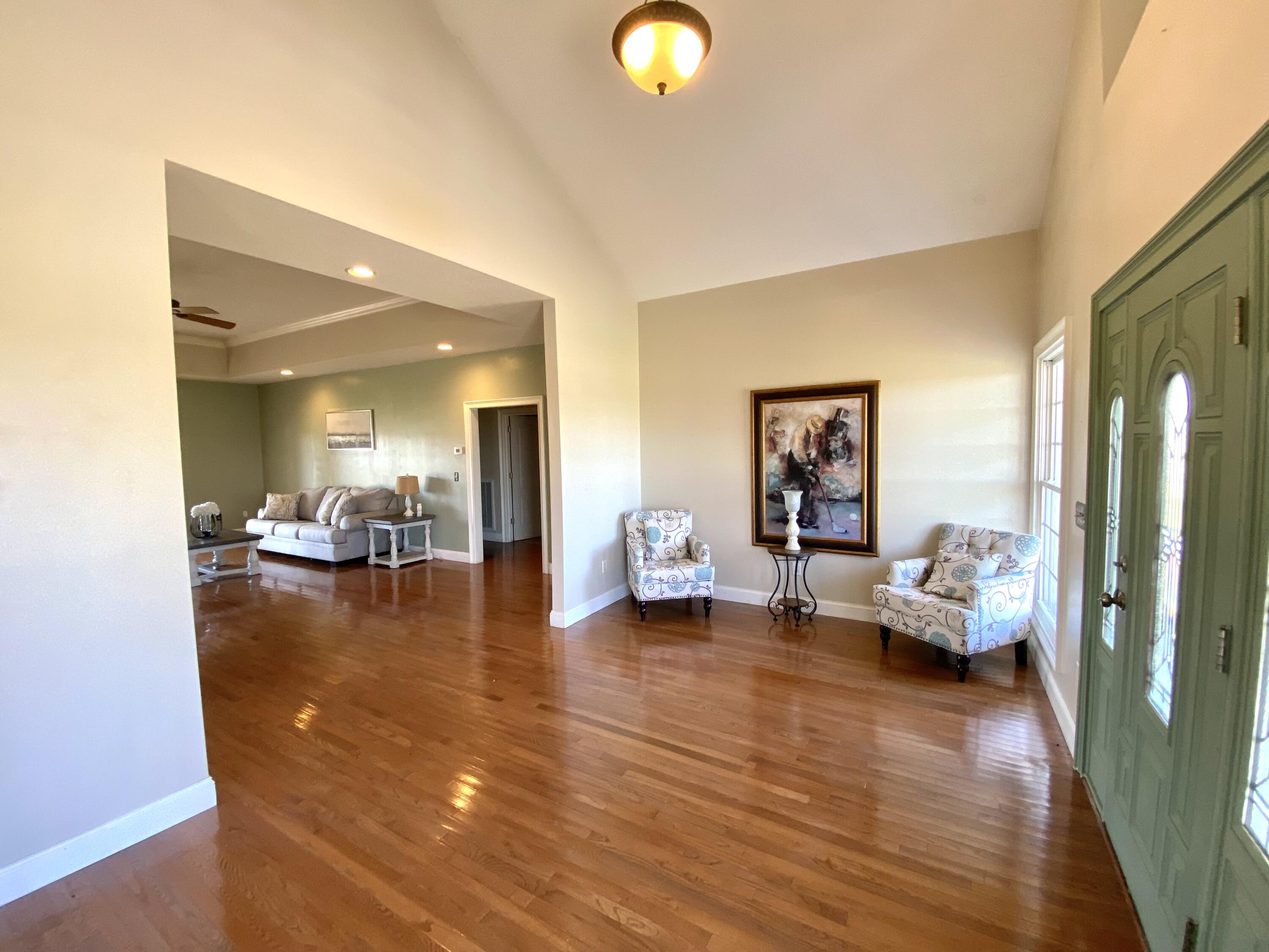 270 Mckenna Drive Property Photo 16
