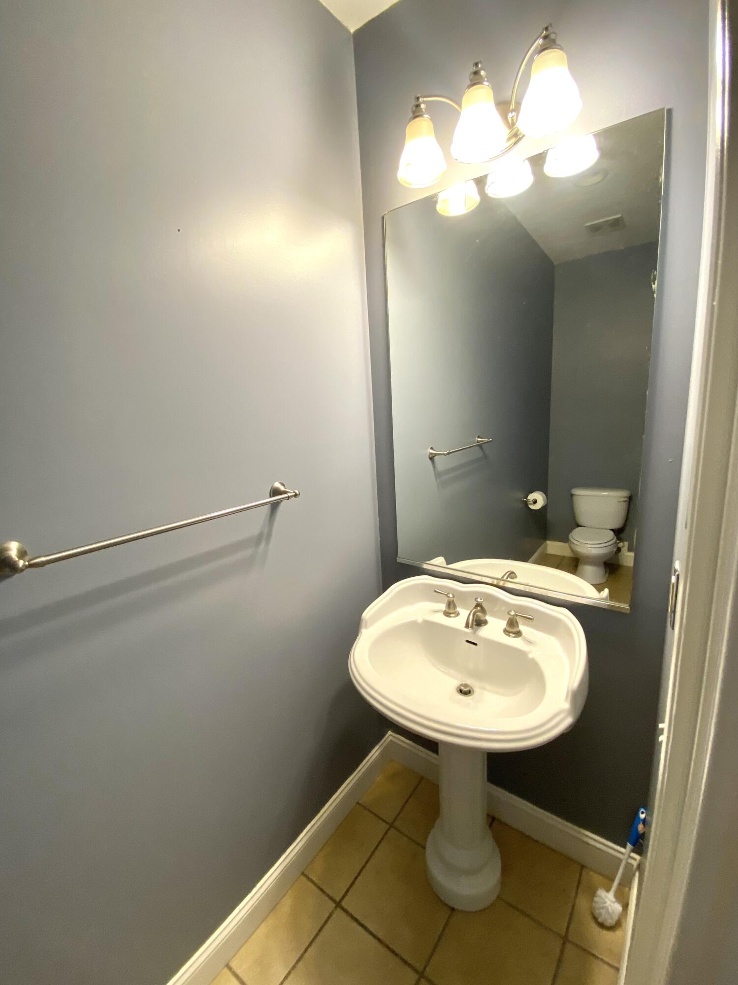 270 Mckenna Drive Property Photo 27