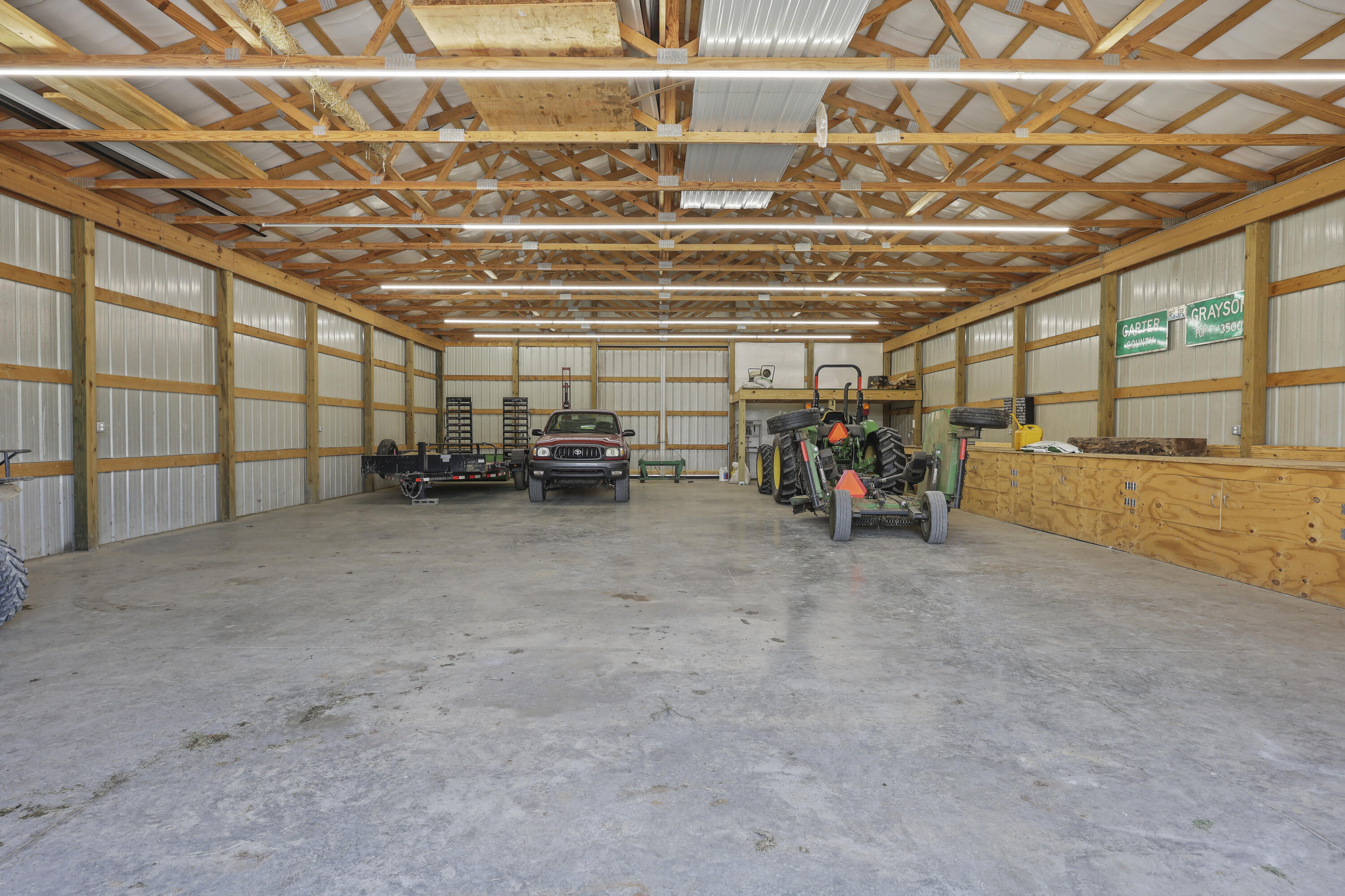 1679 Pleasant Spring Road Property Photo 3