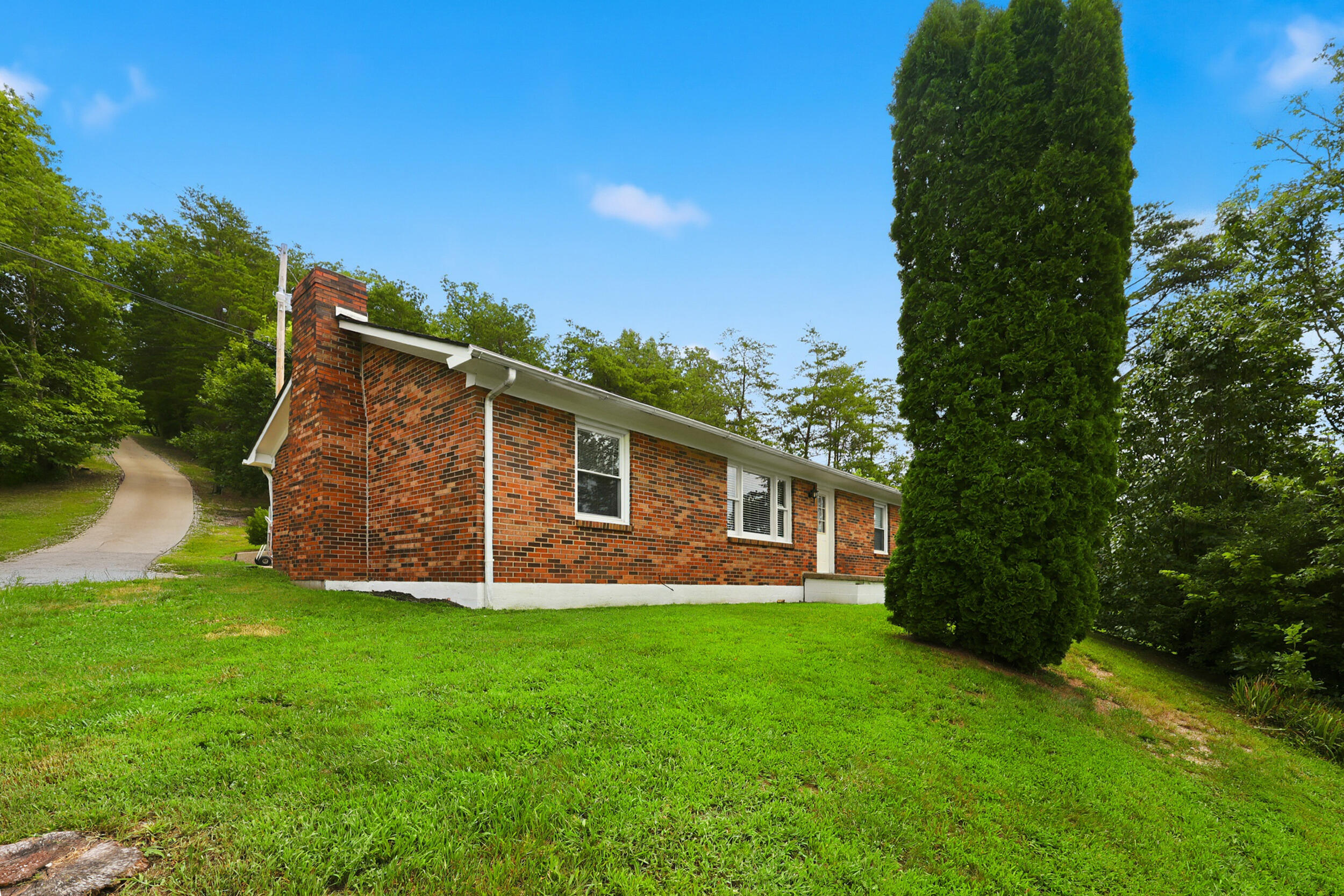 104 Crouch Lane Property Photo 1