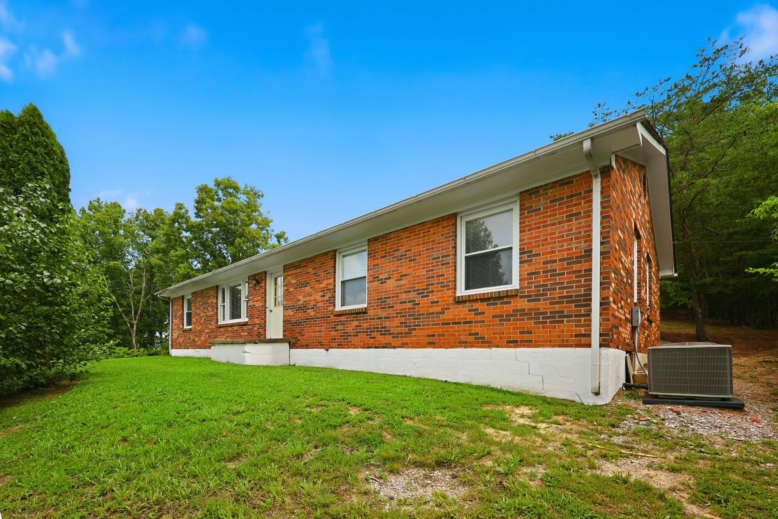 104 Crouch Lane Property Photo 7