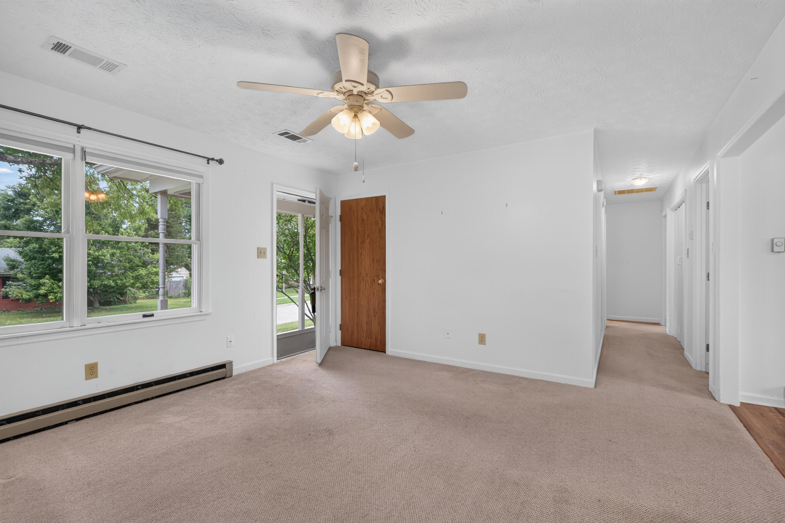 625 Tocher Drive Property Photo 6