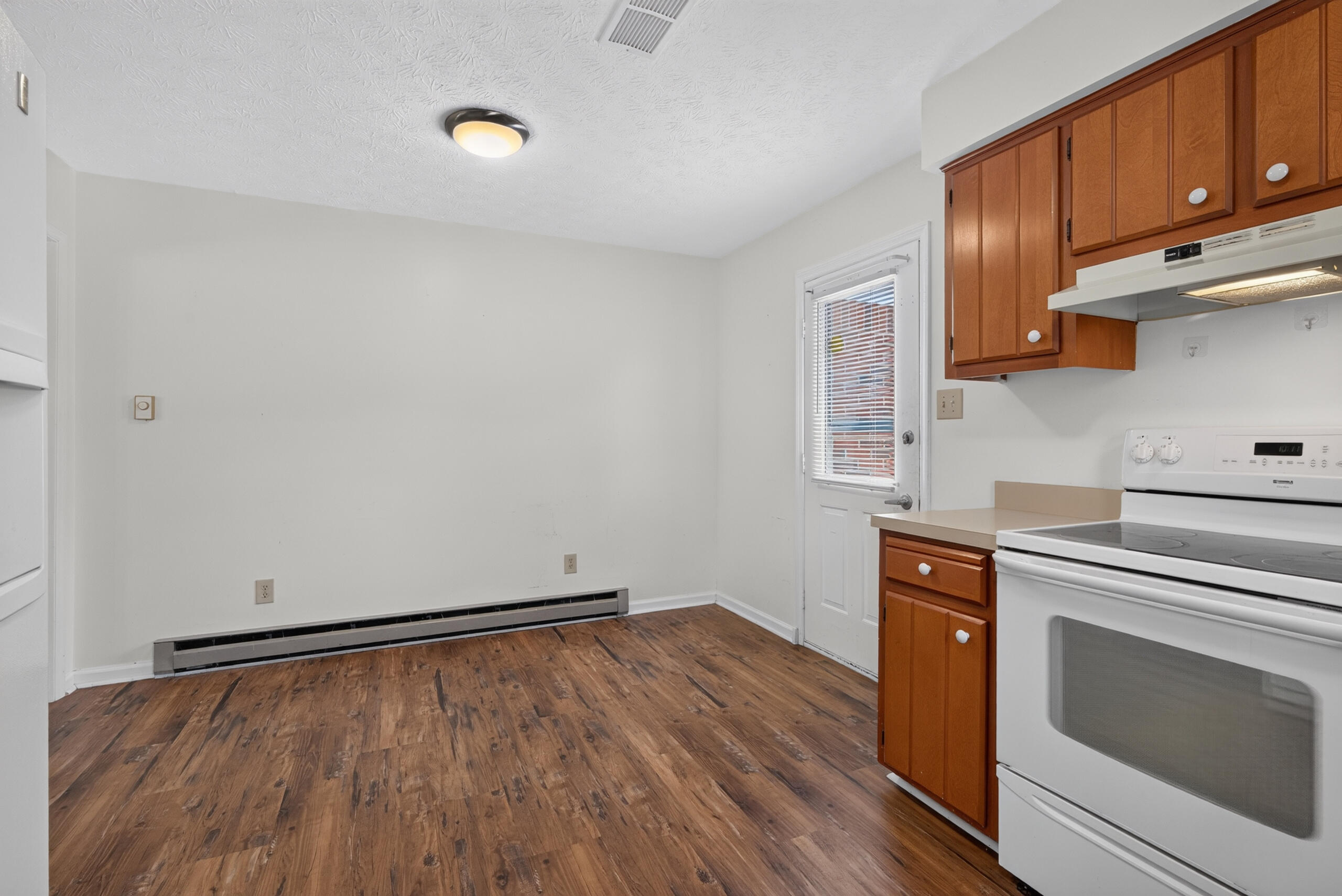 625 Tocher Drive Property Photo 11