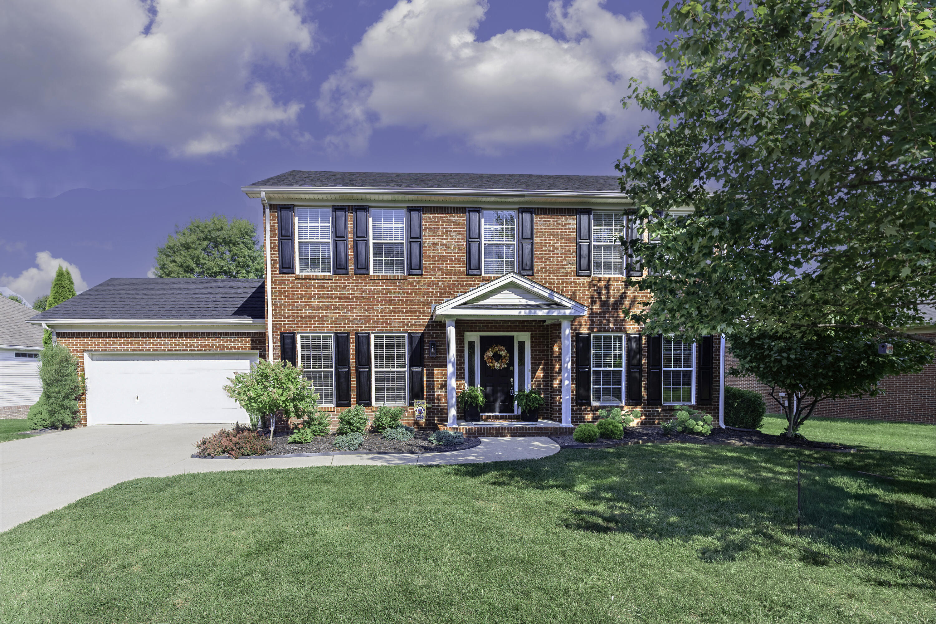 308 S Hill Road Property Photo 1