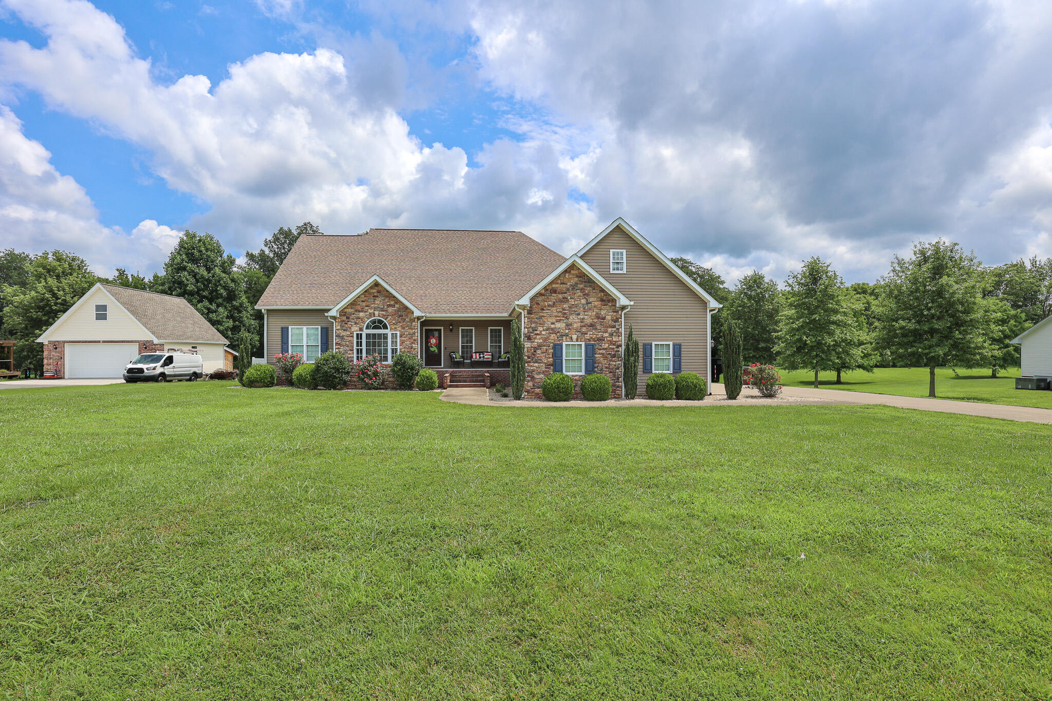 157 Alben Drive Property Photo 1