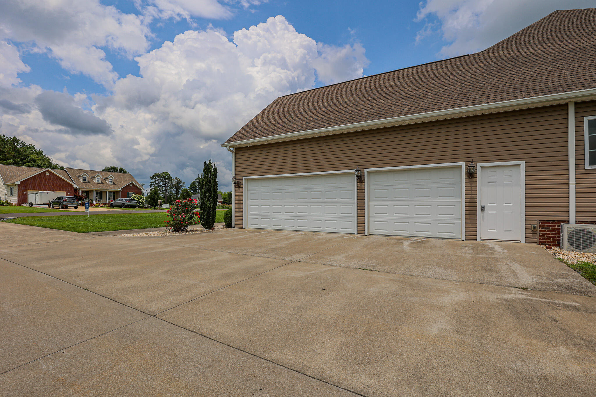 157 Alben Drive Property Photo 5