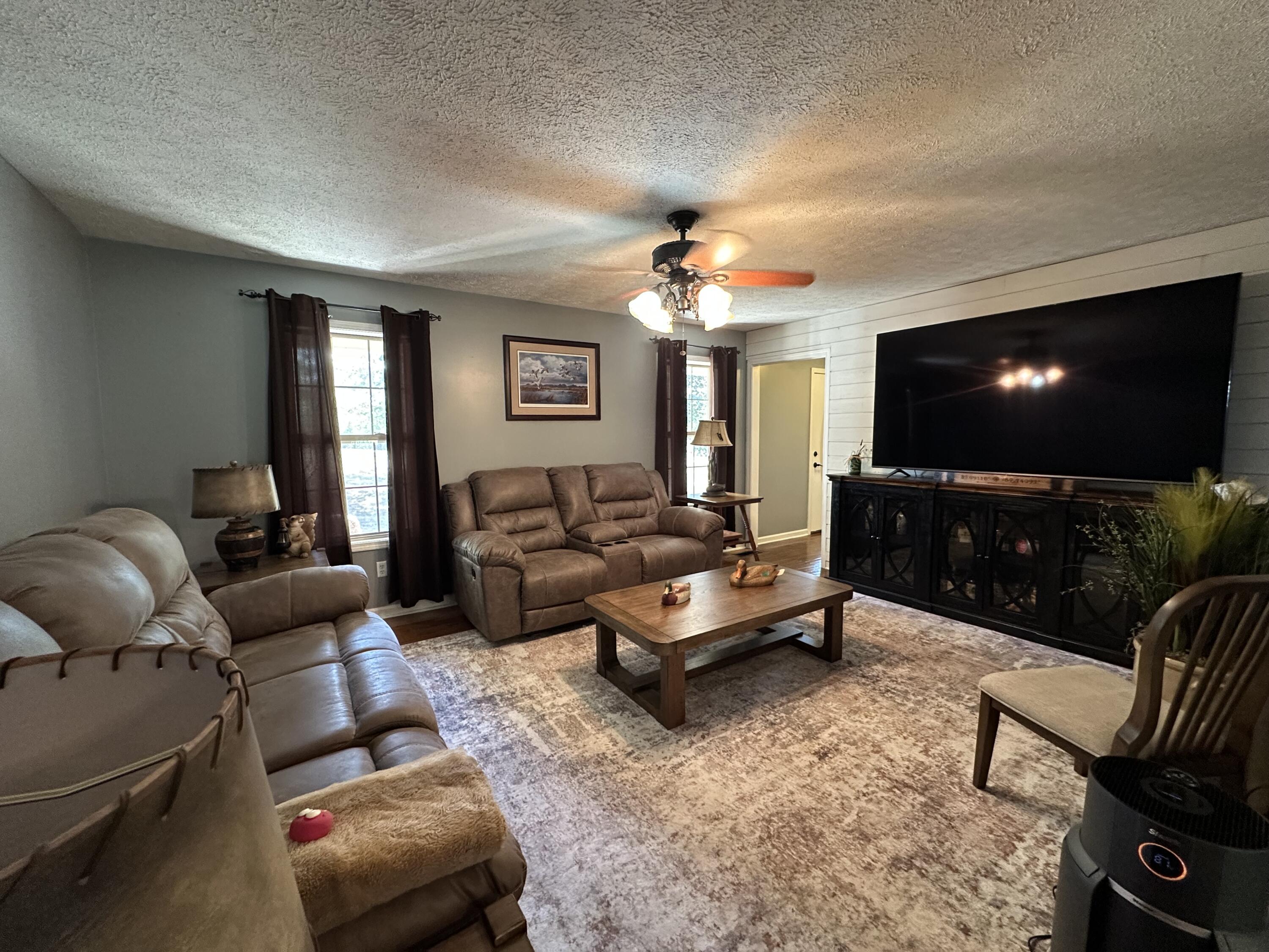 330 Alexander Road Property Photo 14