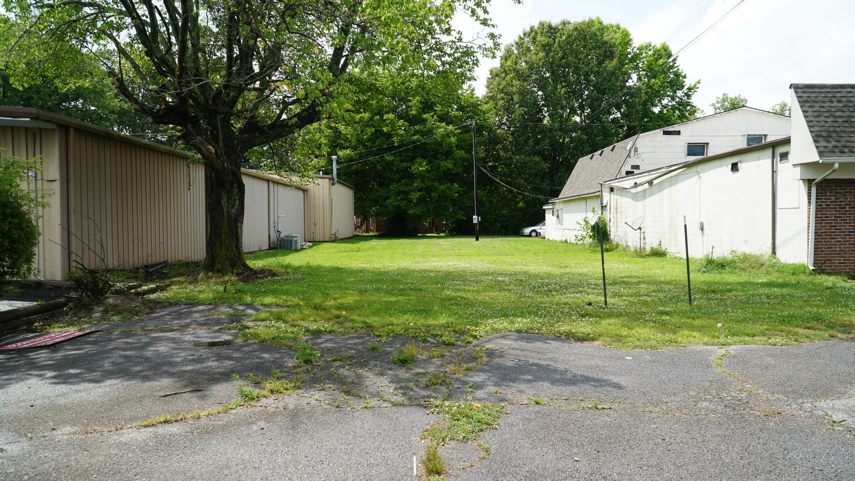 320 Main Street Property Photo 6