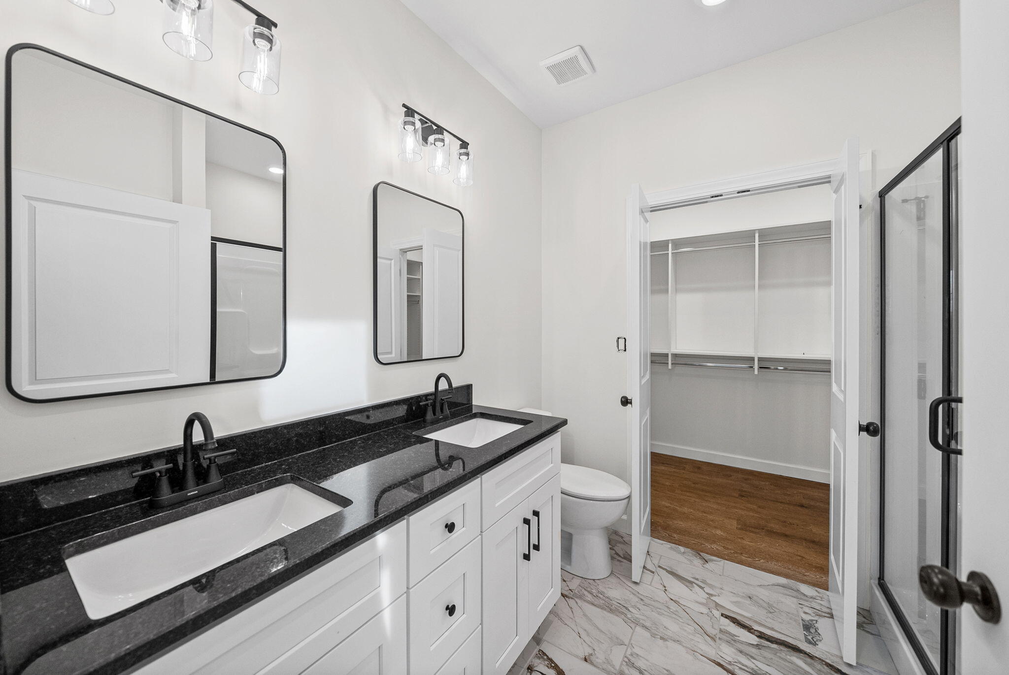 102 Joiner Avenue Property Photo 4