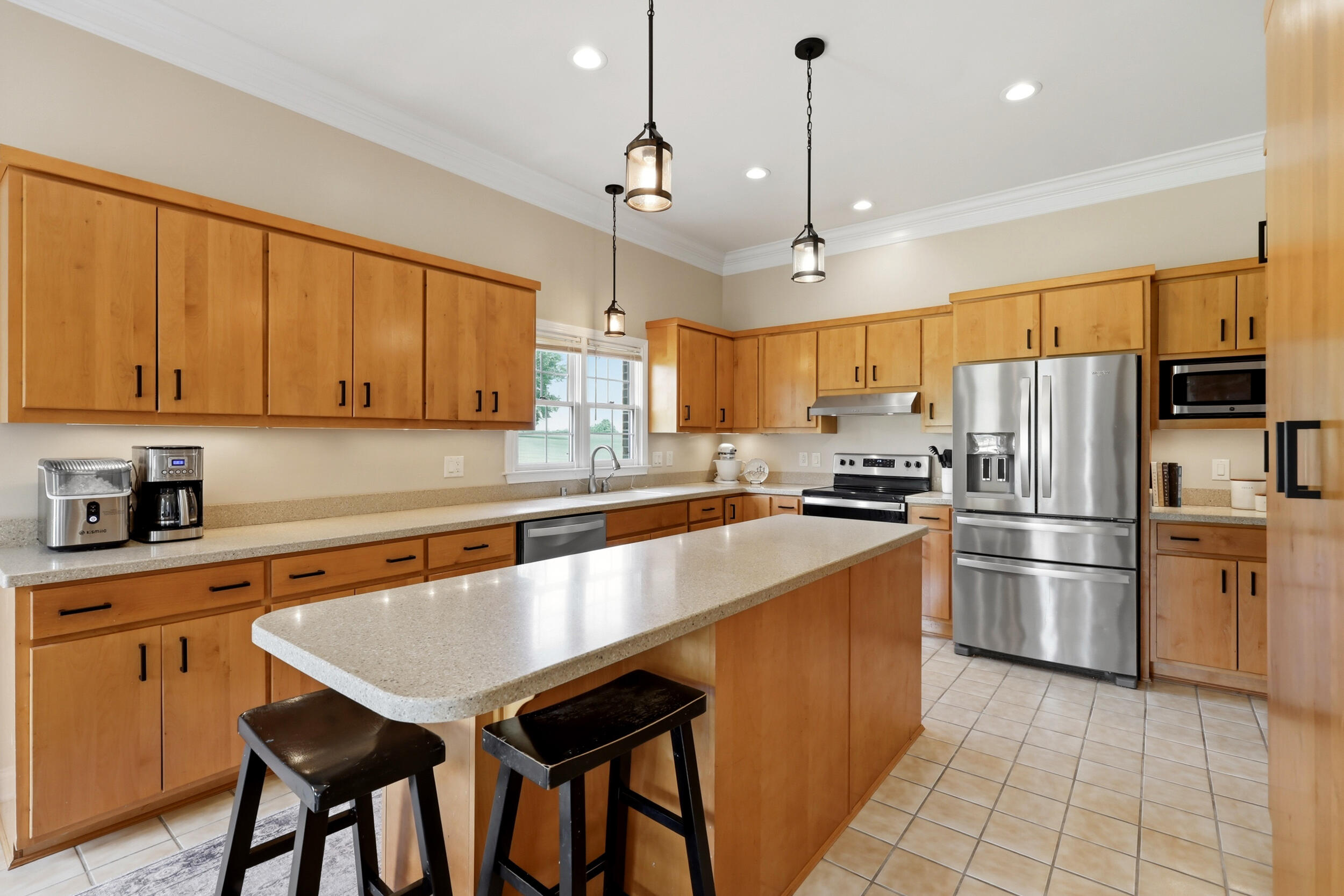 306 Sapphire Court Property Photo 13