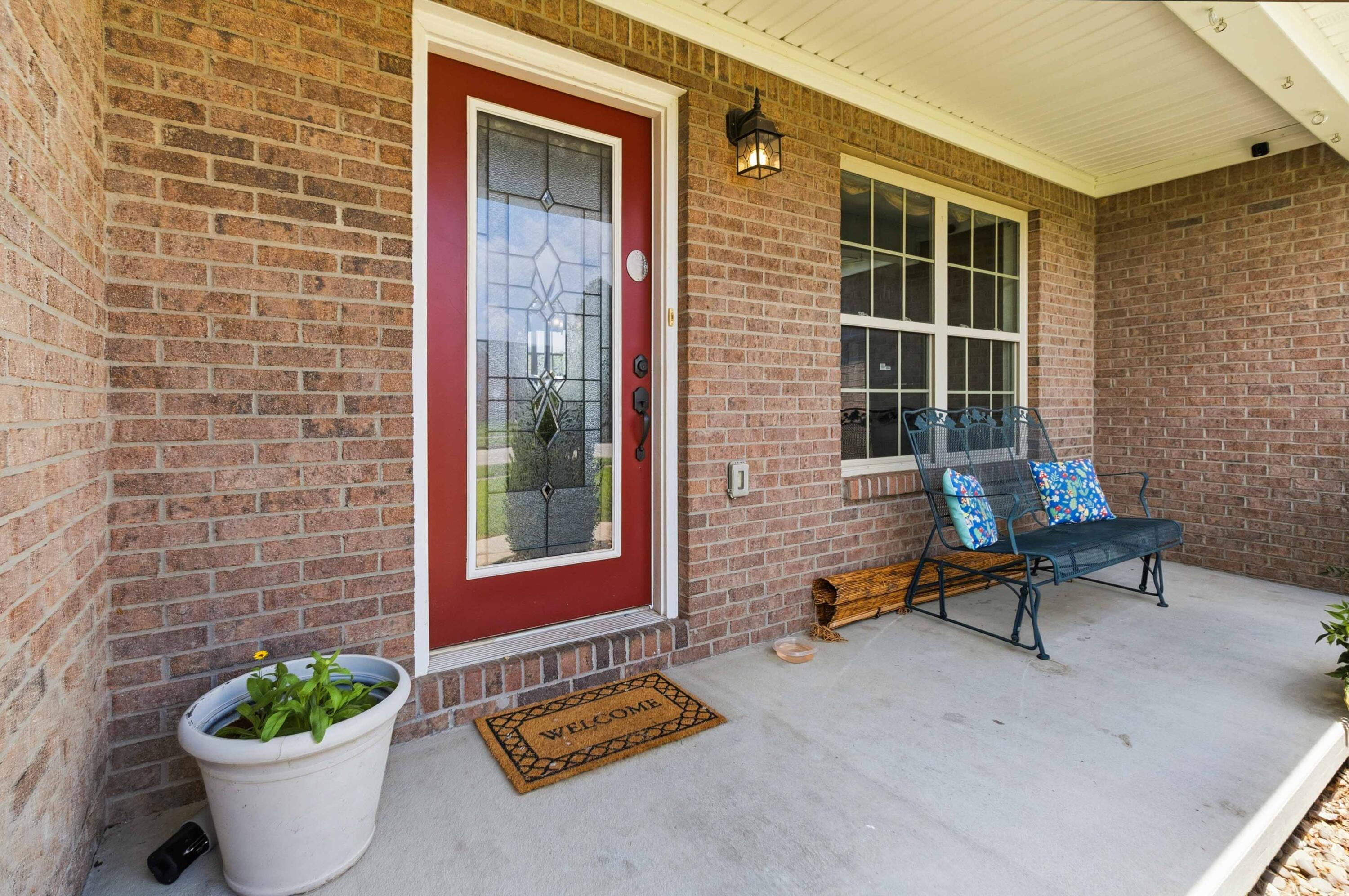 552 Southfork Drive Property Photo 6