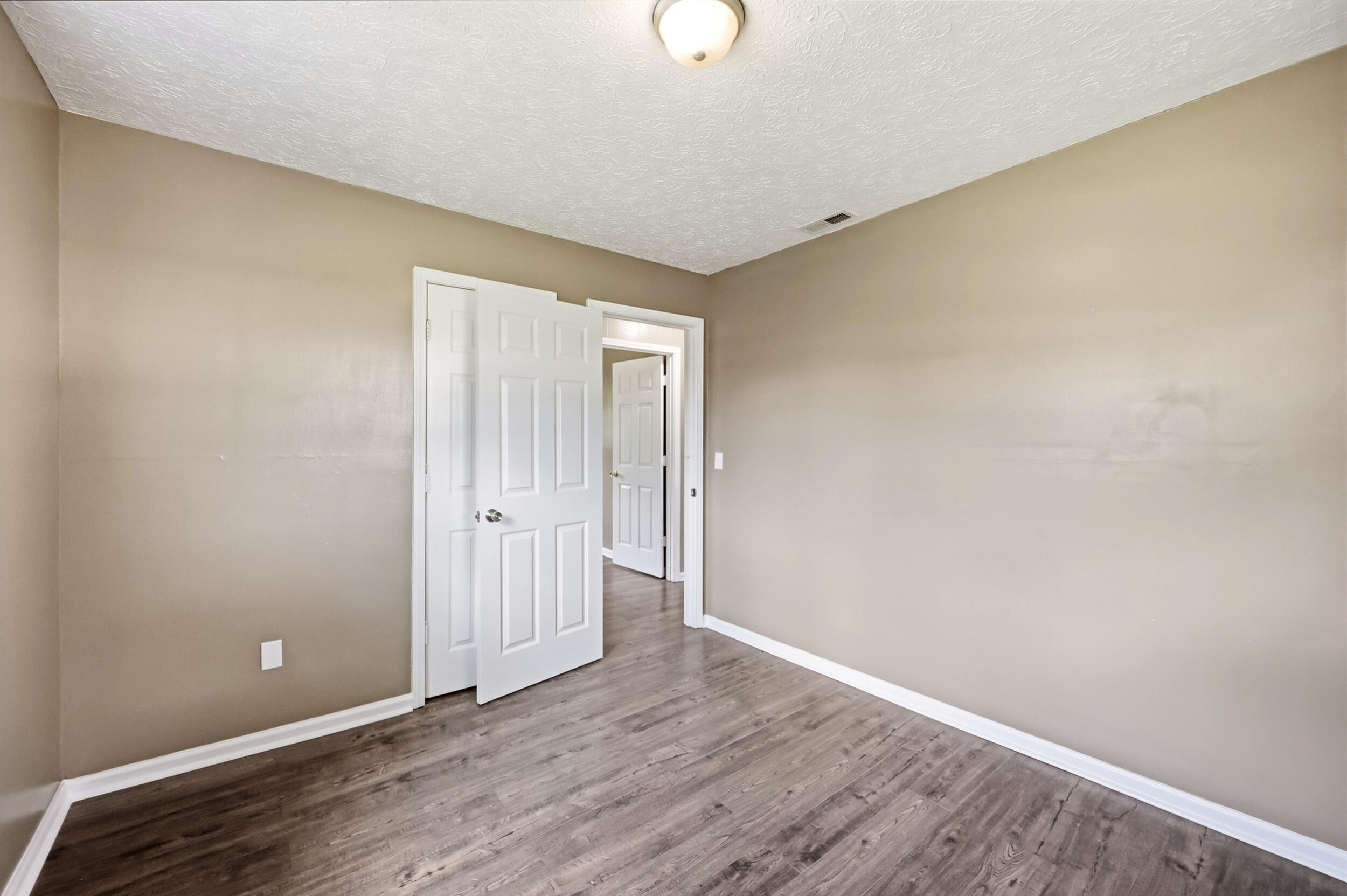 211 Laurel Drive Property Photo 19