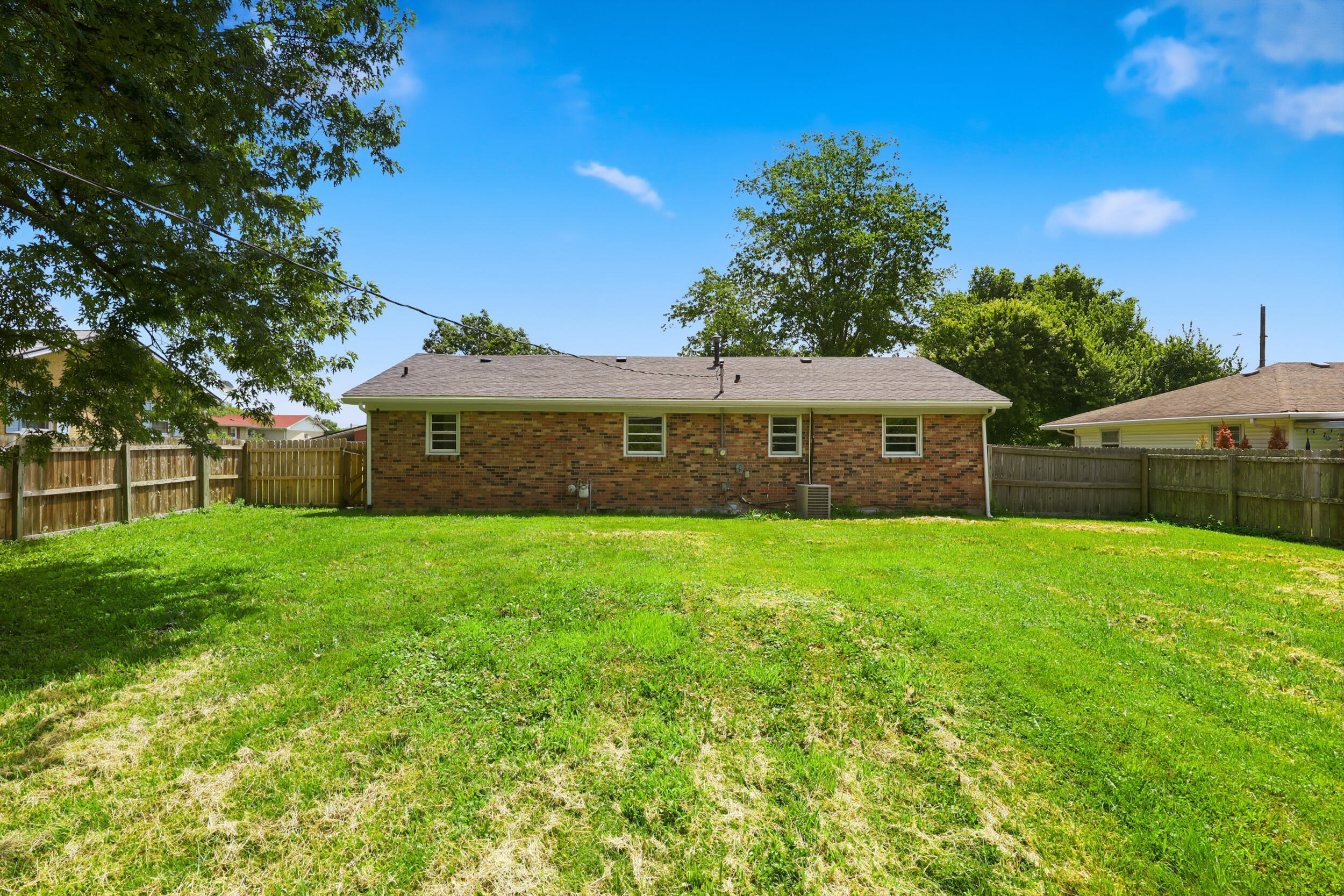 211 Laurel Drive Property Photo 22