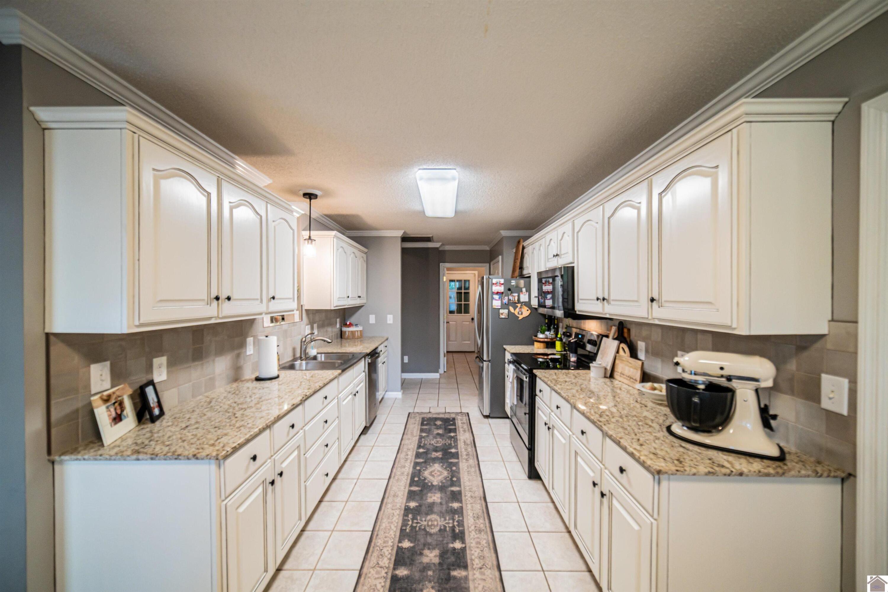 340 Jolee Way Property Photo 11