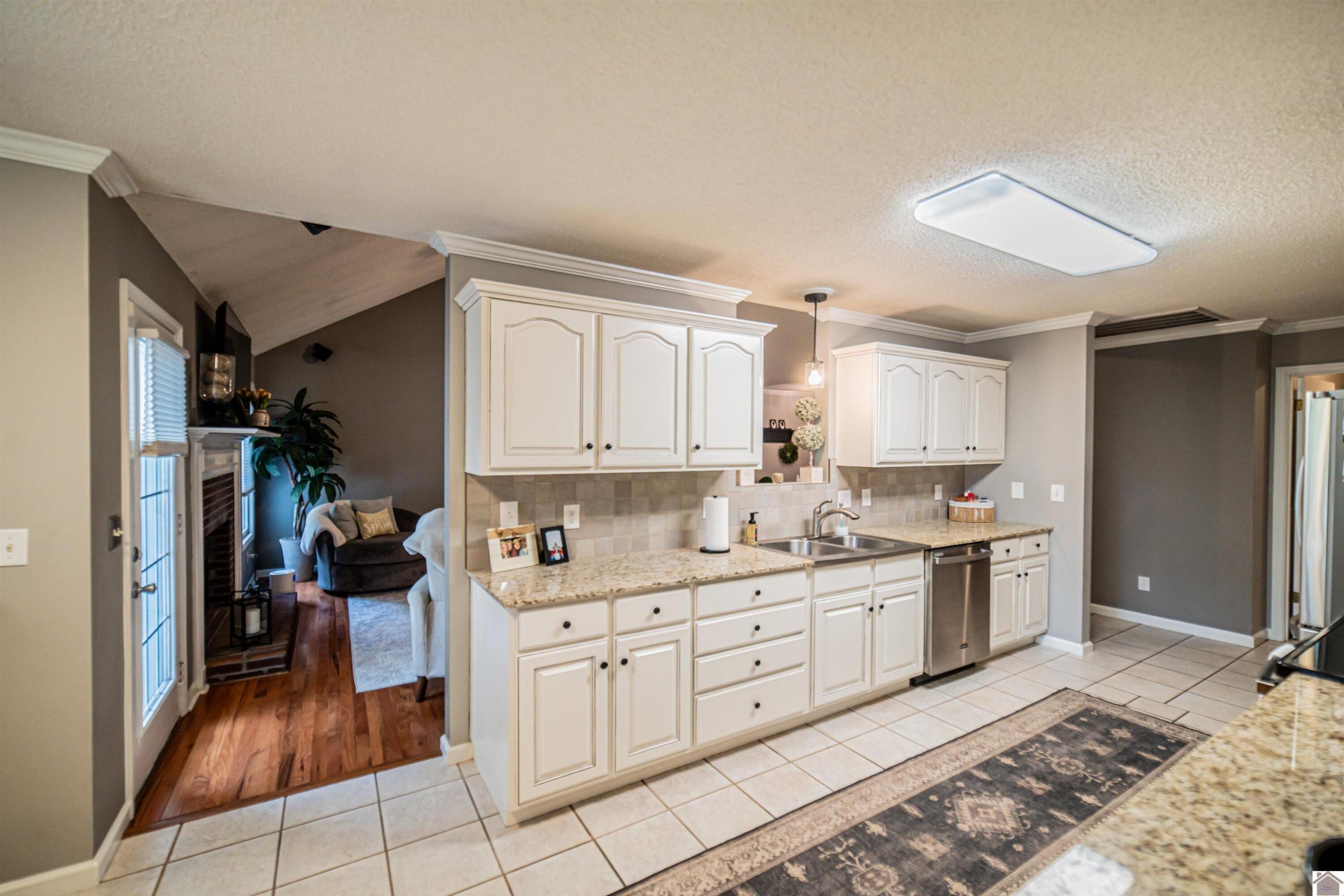 340 Jolee Way Property Photo 13