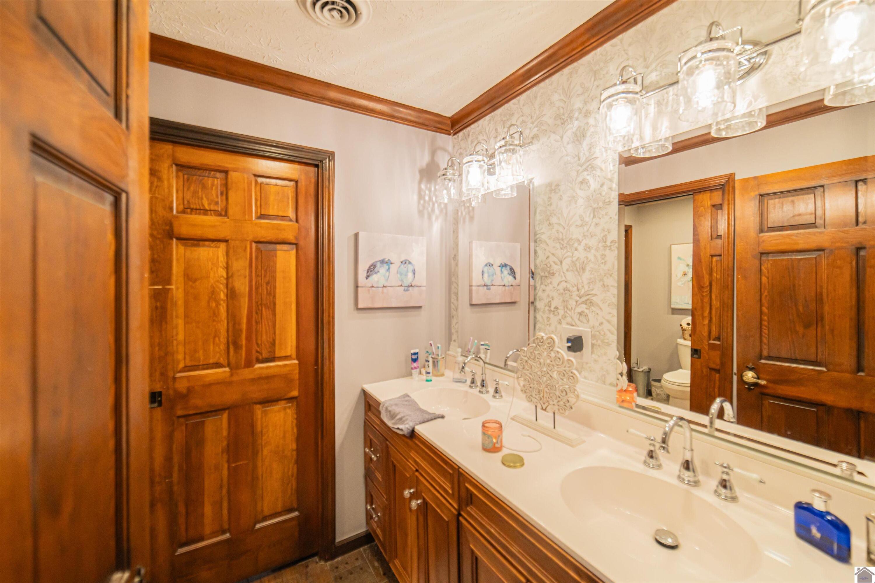 1279 Hedge Lane Property Photo 26