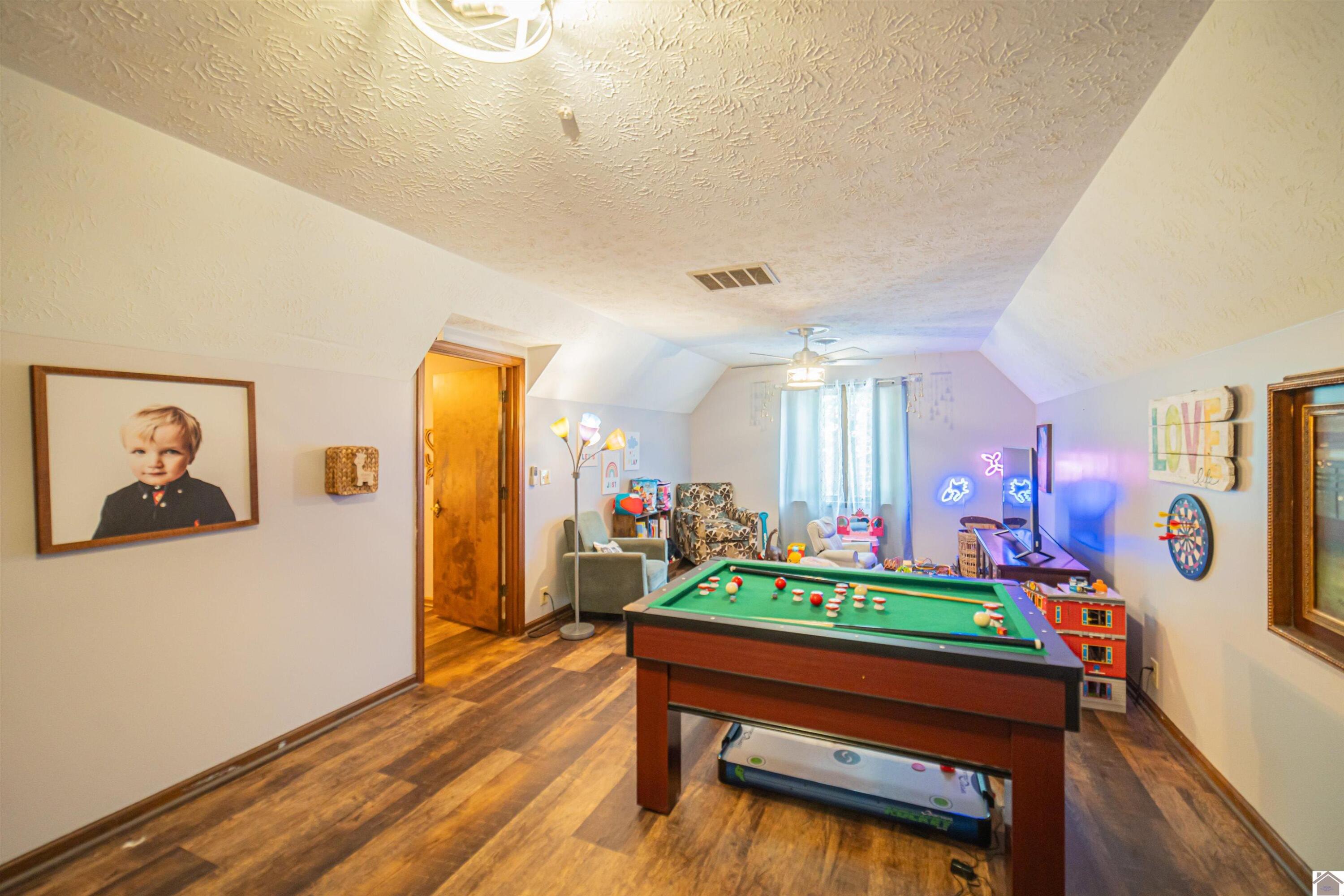1279 Hedge Lane Property Photo 34