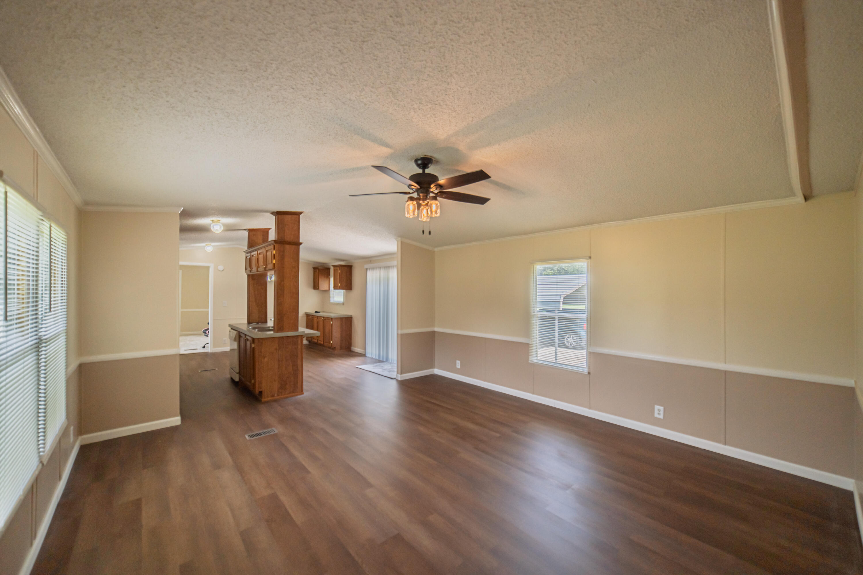 2520 Homewood Avenue Property Photo 5