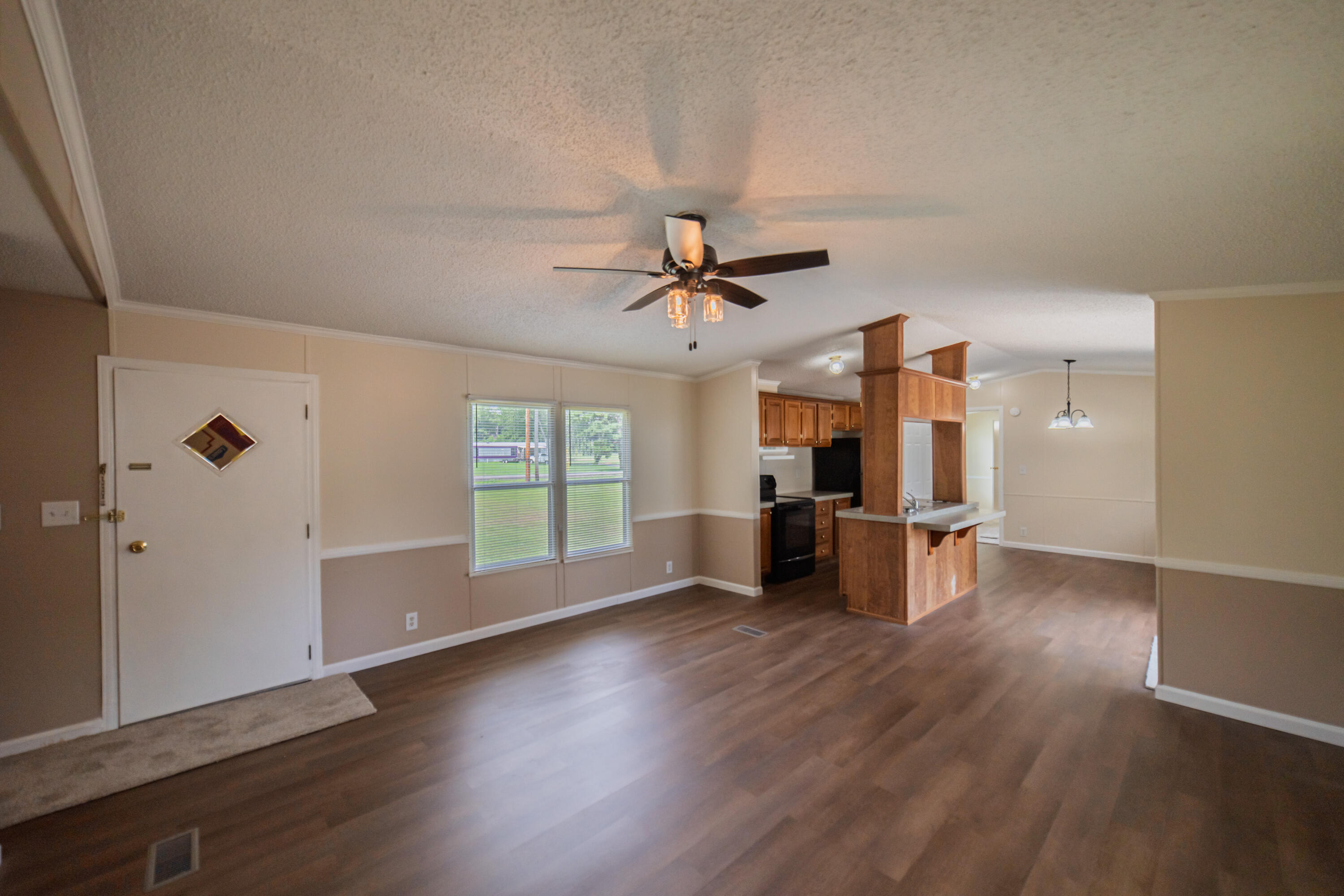 2520 Homewood Avenue Property Photo 7