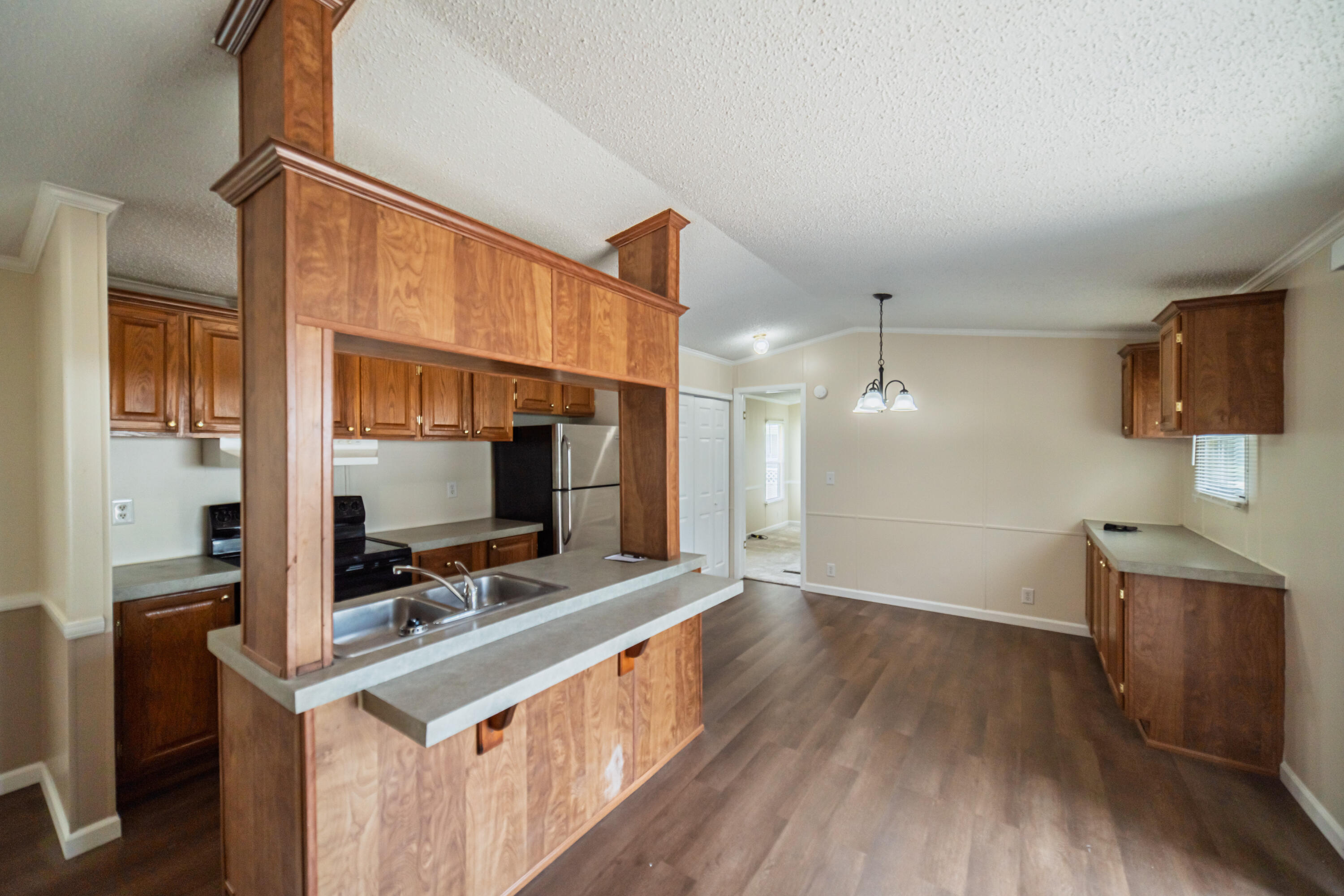 2520 Homewood Avenue Property Photo 10