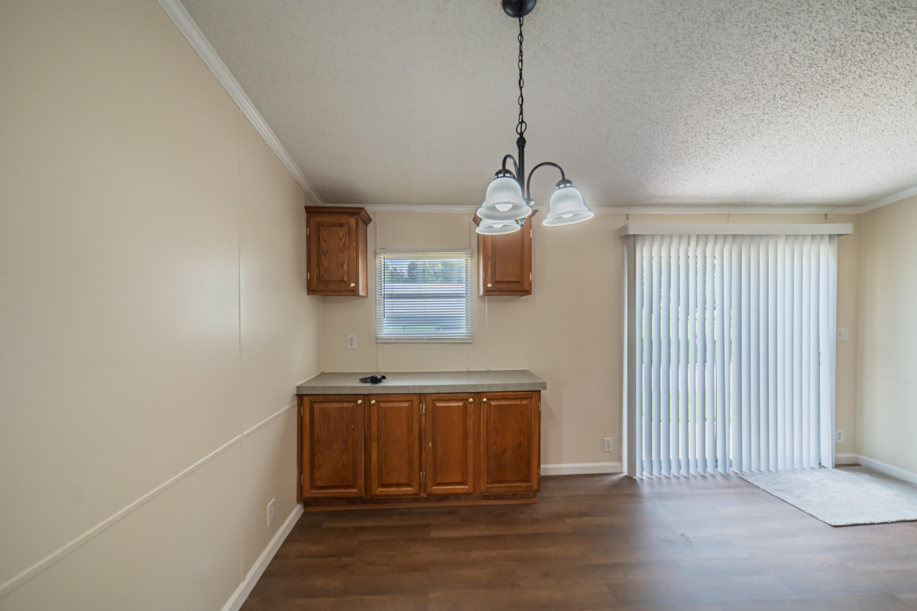 2520 Homewood Avenue Property Photo 17