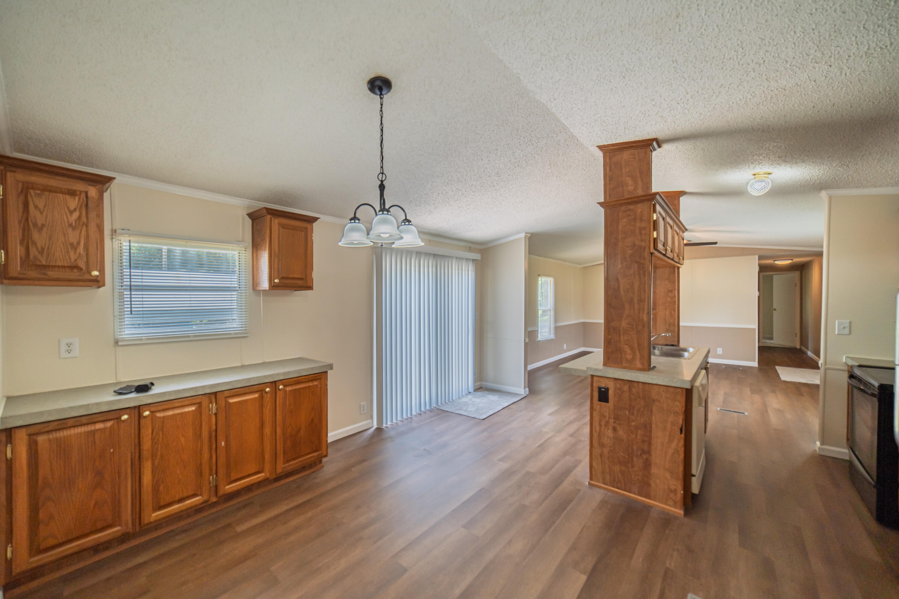 2520 Homewood Avenue Property Photo 18