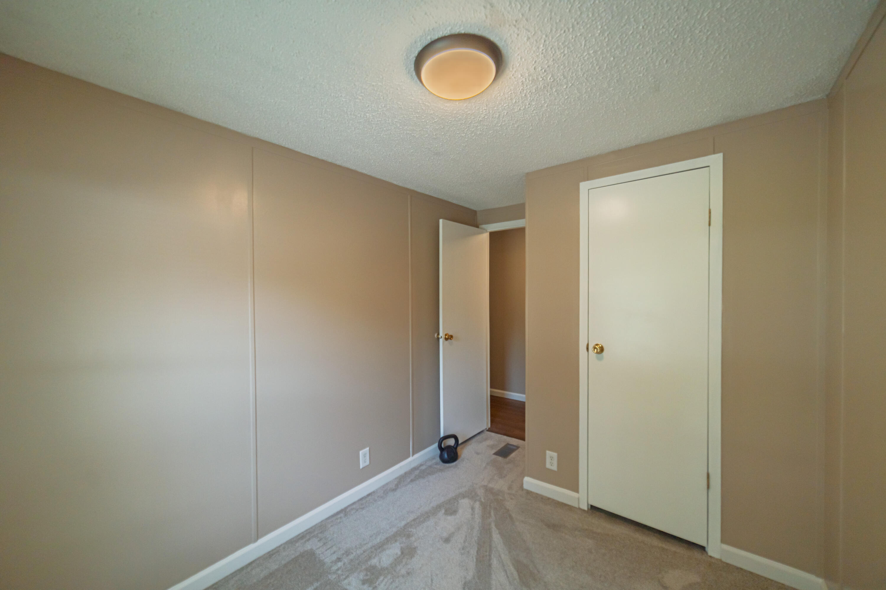 2520 Homewood Avenue Property Photo 22