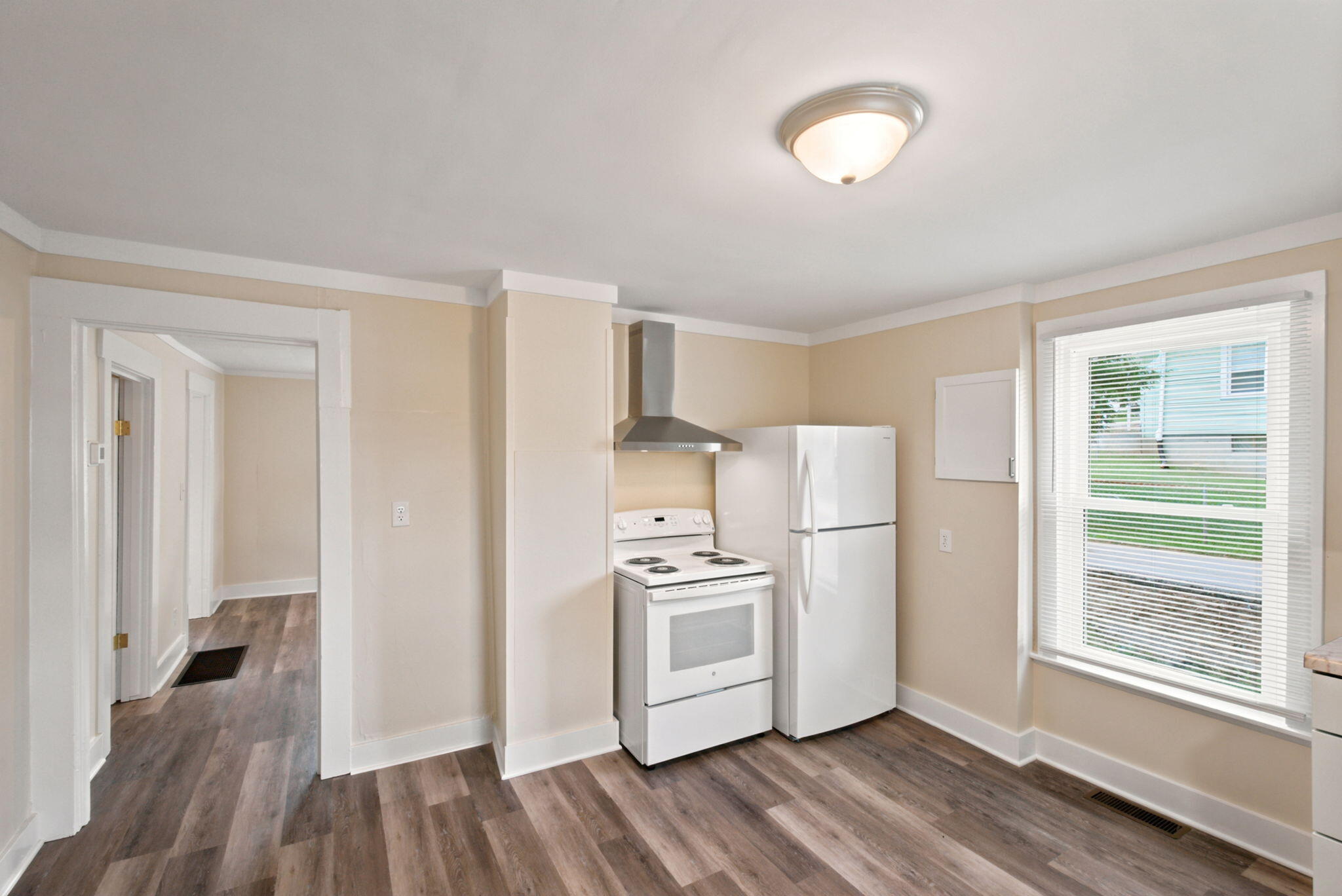 104 Broadway Avenue Property Photo 12
