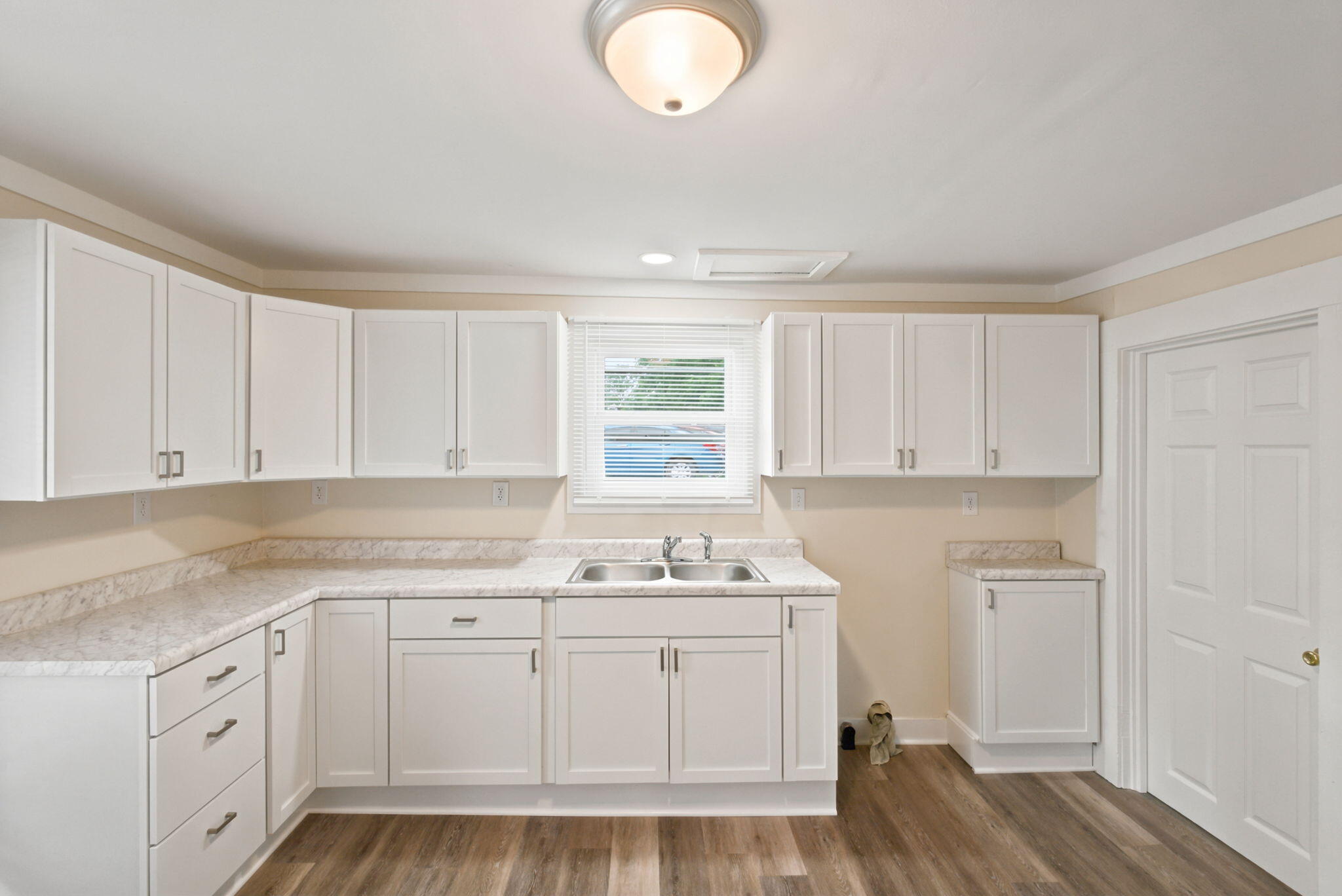 104 Broadway Avenue Property Photo 13