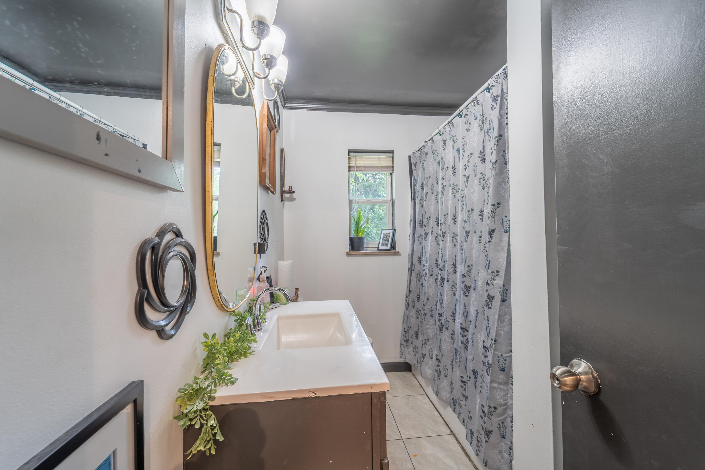 524 Baker Court Property Photo 15
