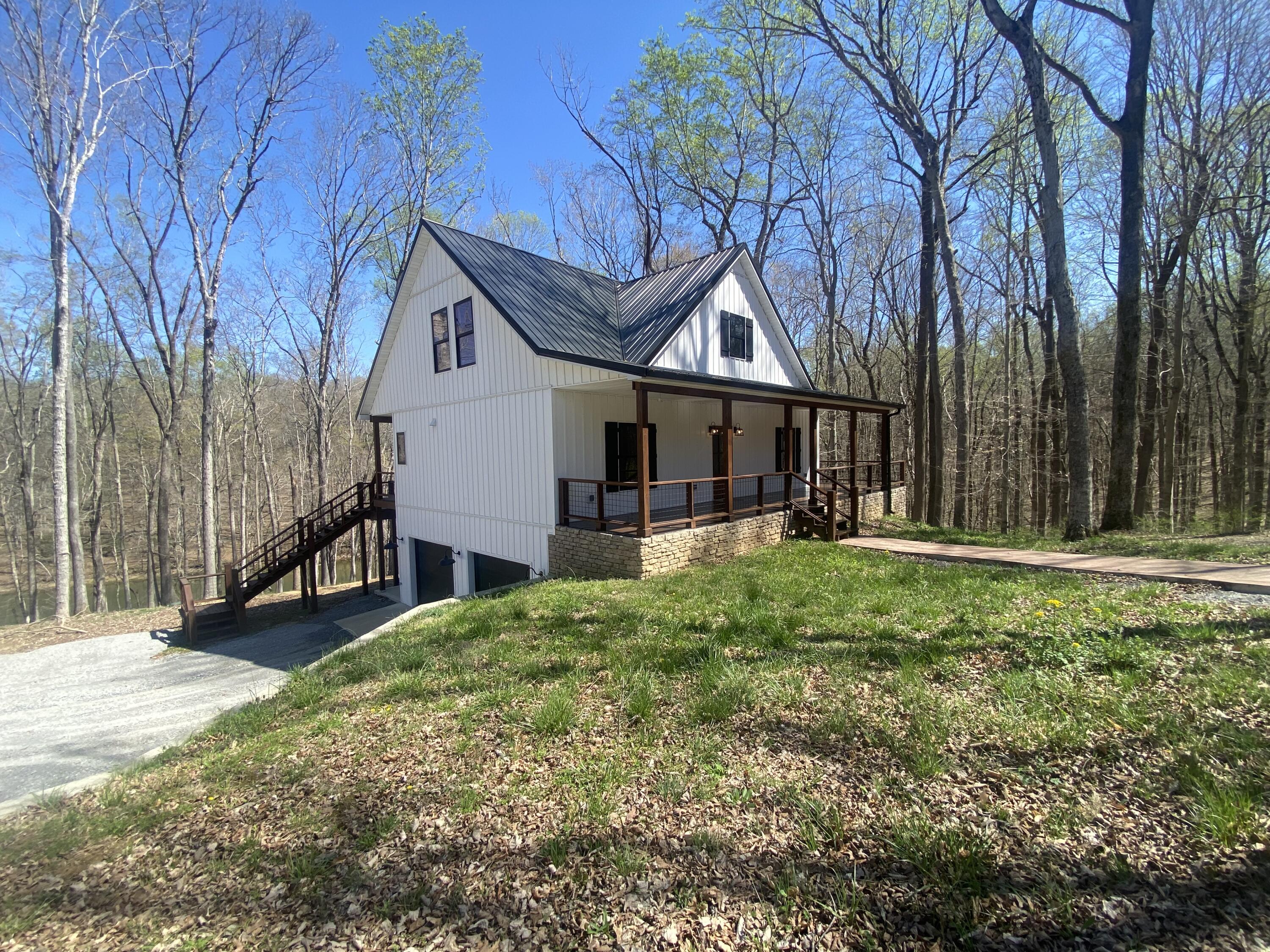 180 Crystal Creek Circle Property Photo 2