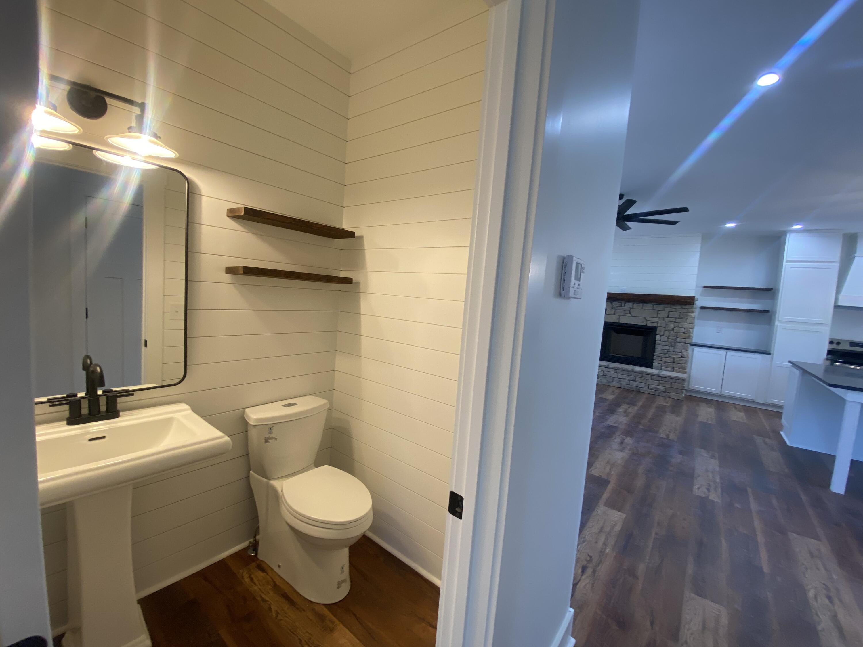 180 Crystal Creek Circle Property Photo 18