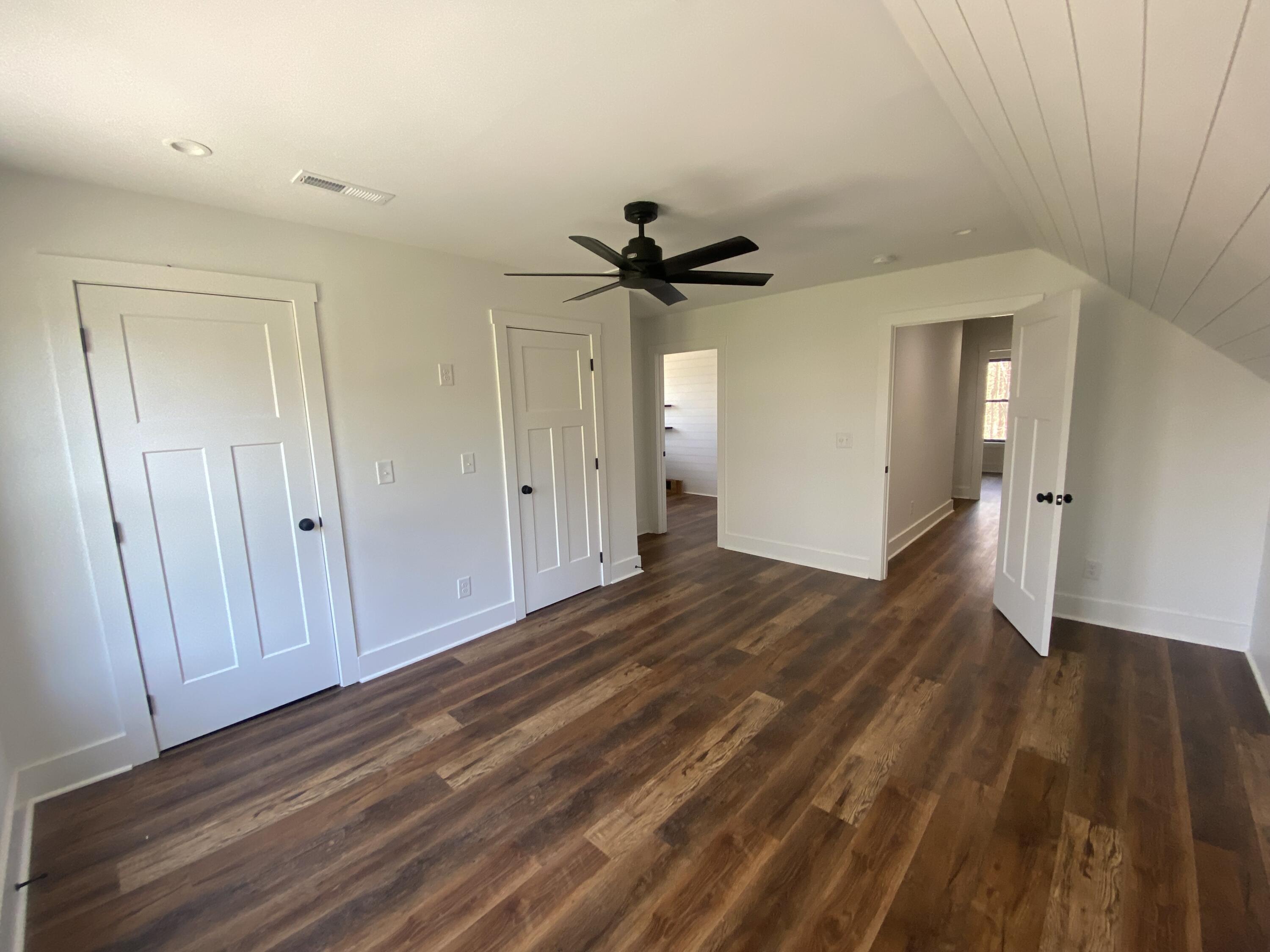 180 Crystal Creek Circle Property Photo 21
