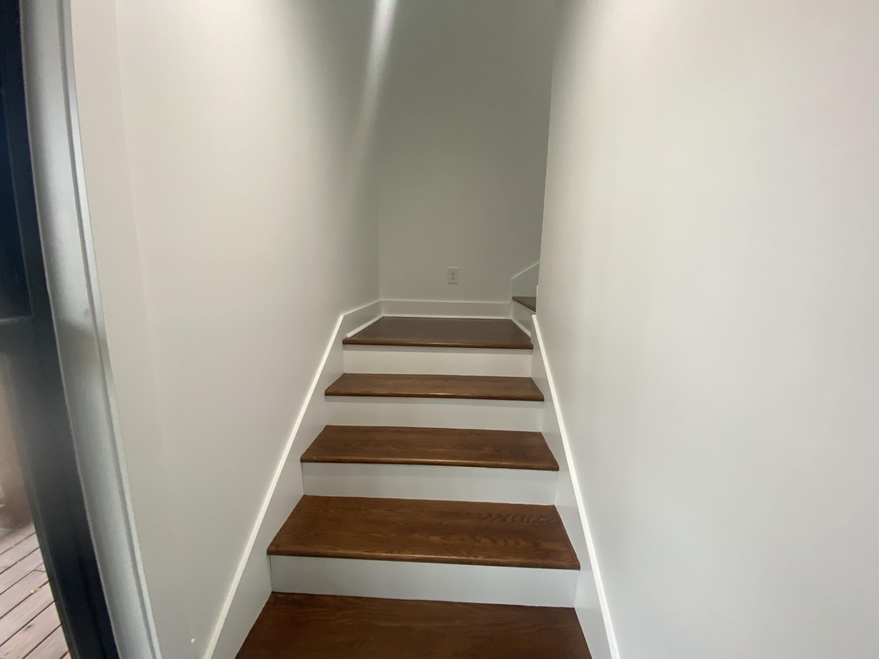 180 Crystal Creek Circle Property Photo 25