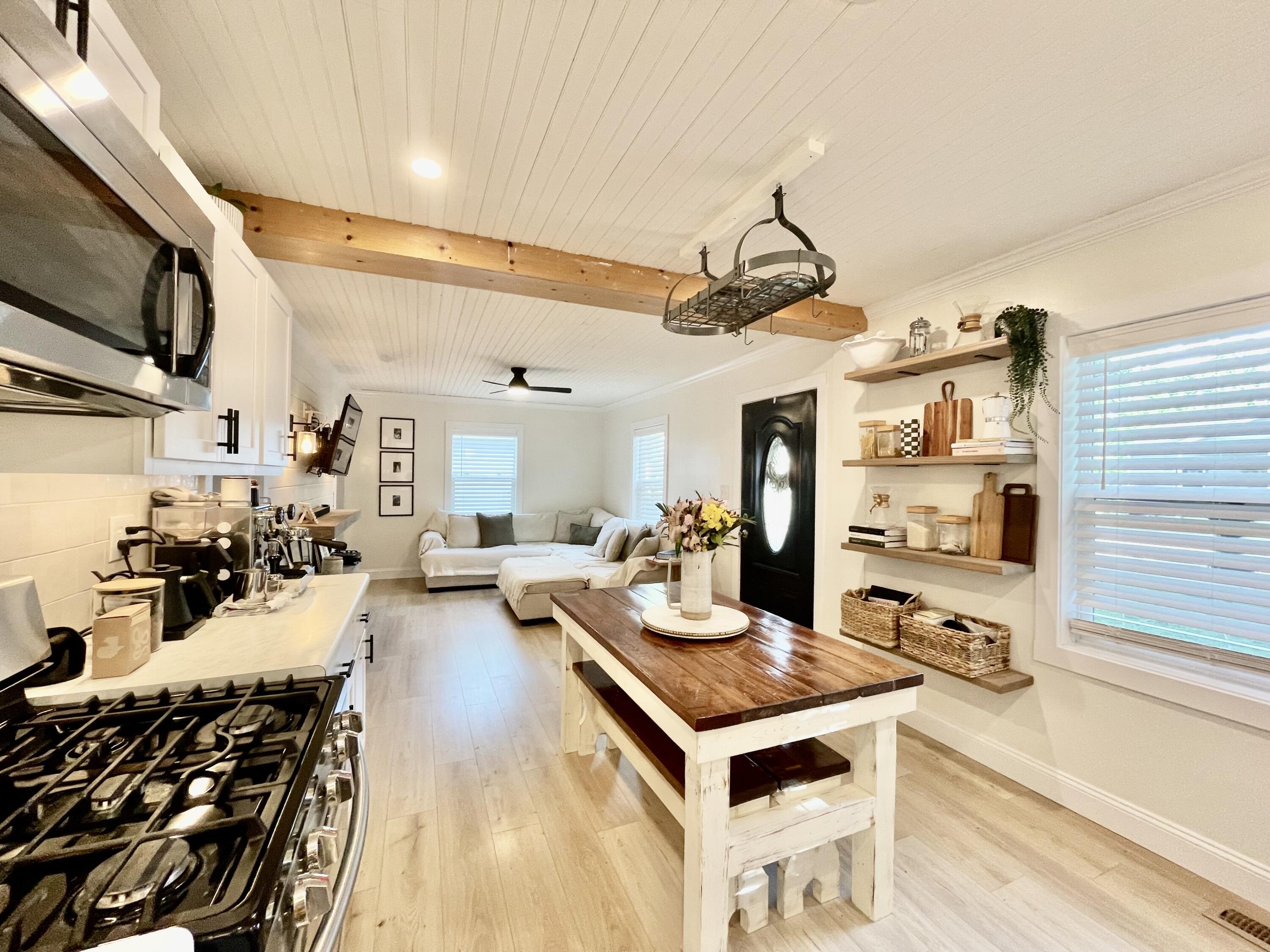 75 W Mclaughlin Avenue Property Photo 18
