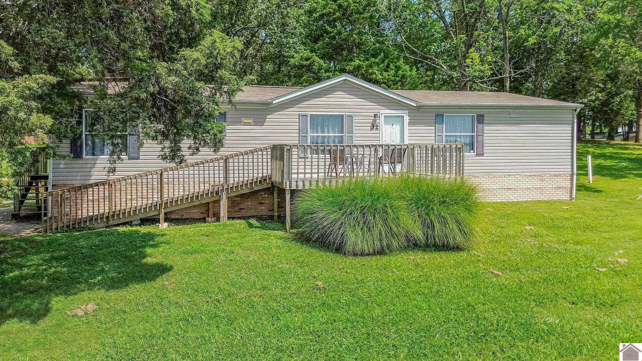 10 Captain Lane Property Photo 6