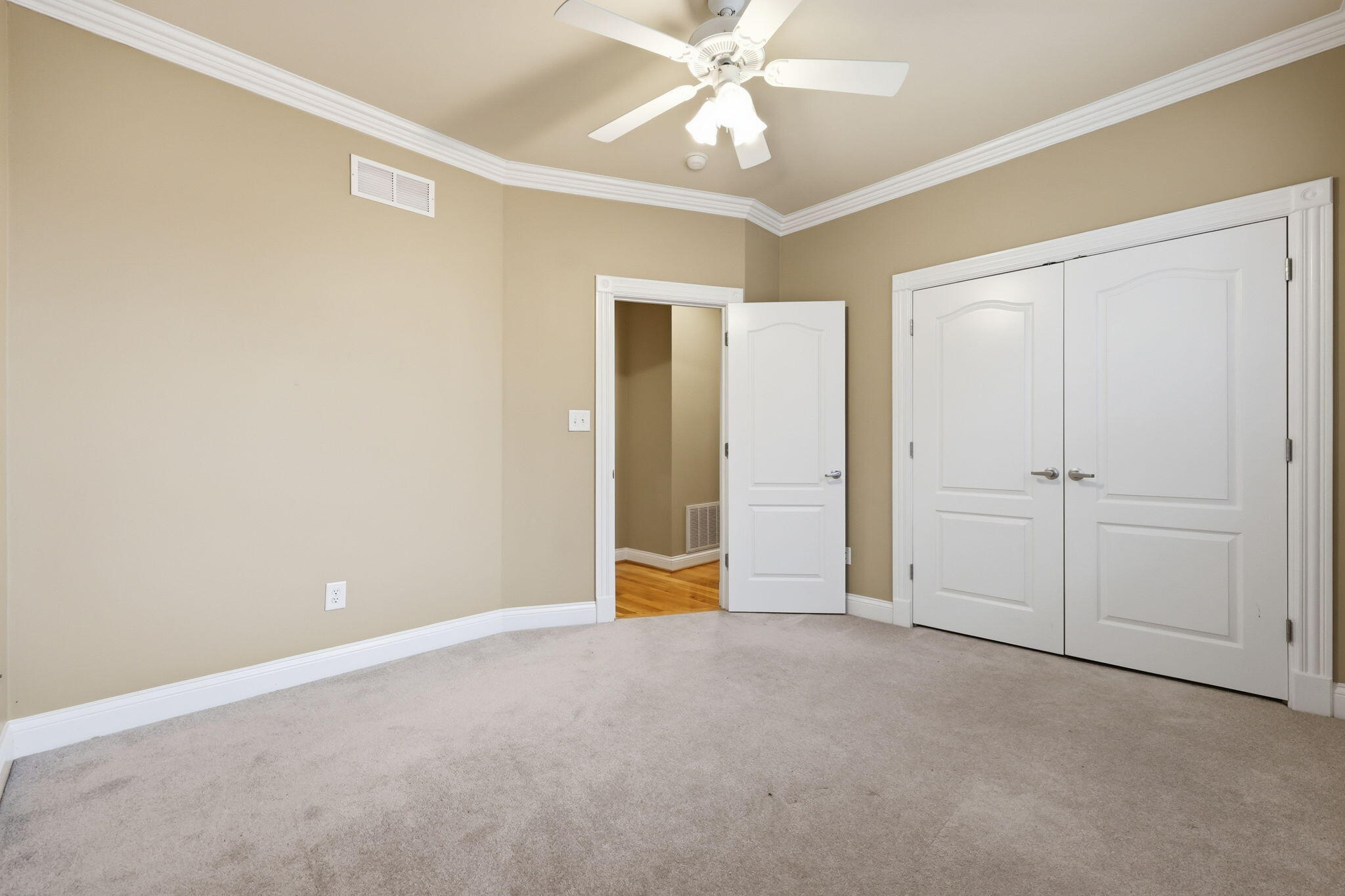 116 Kingston Drive Property Photo 35